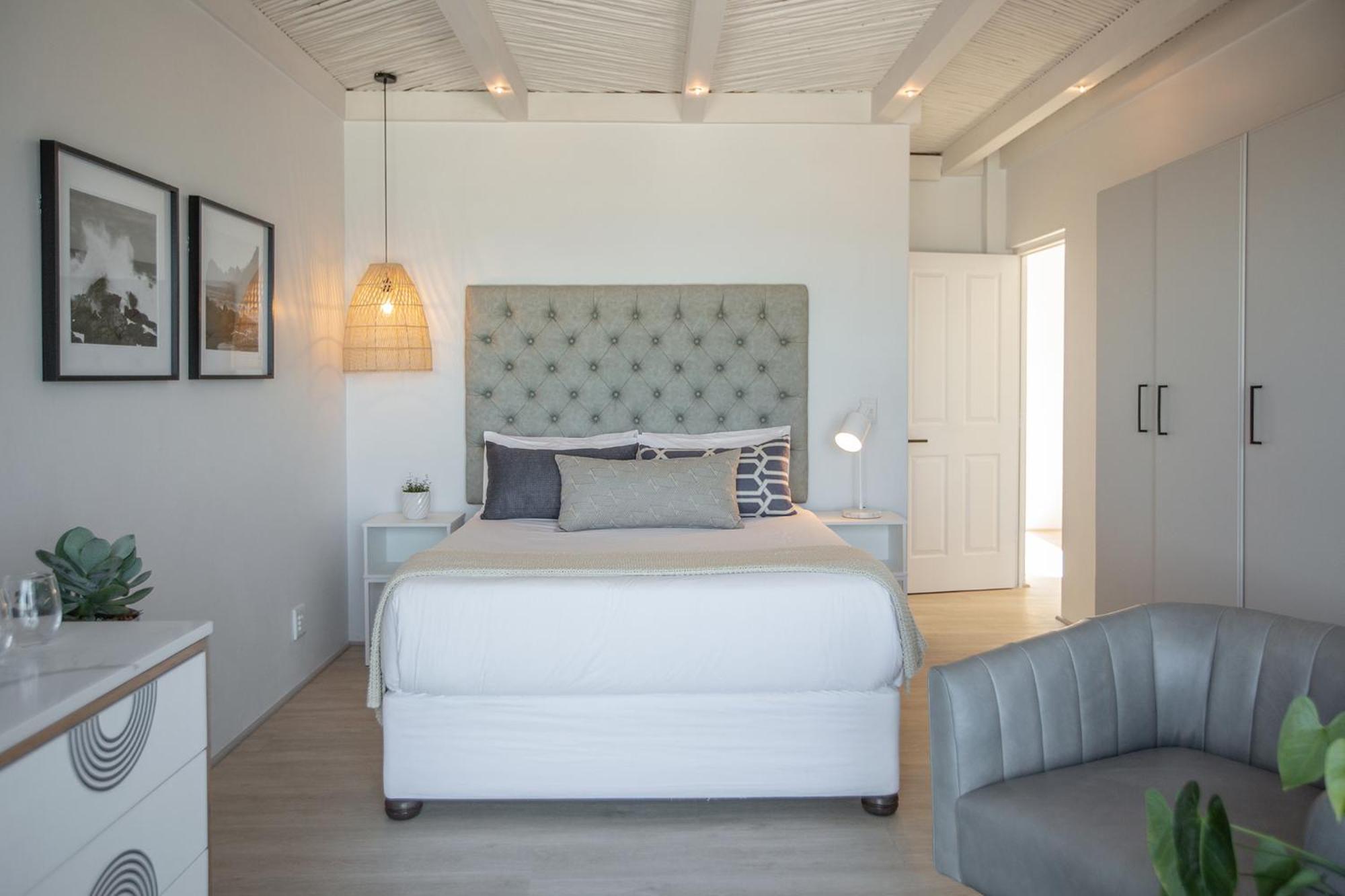 Double Room with Sea View photo 2