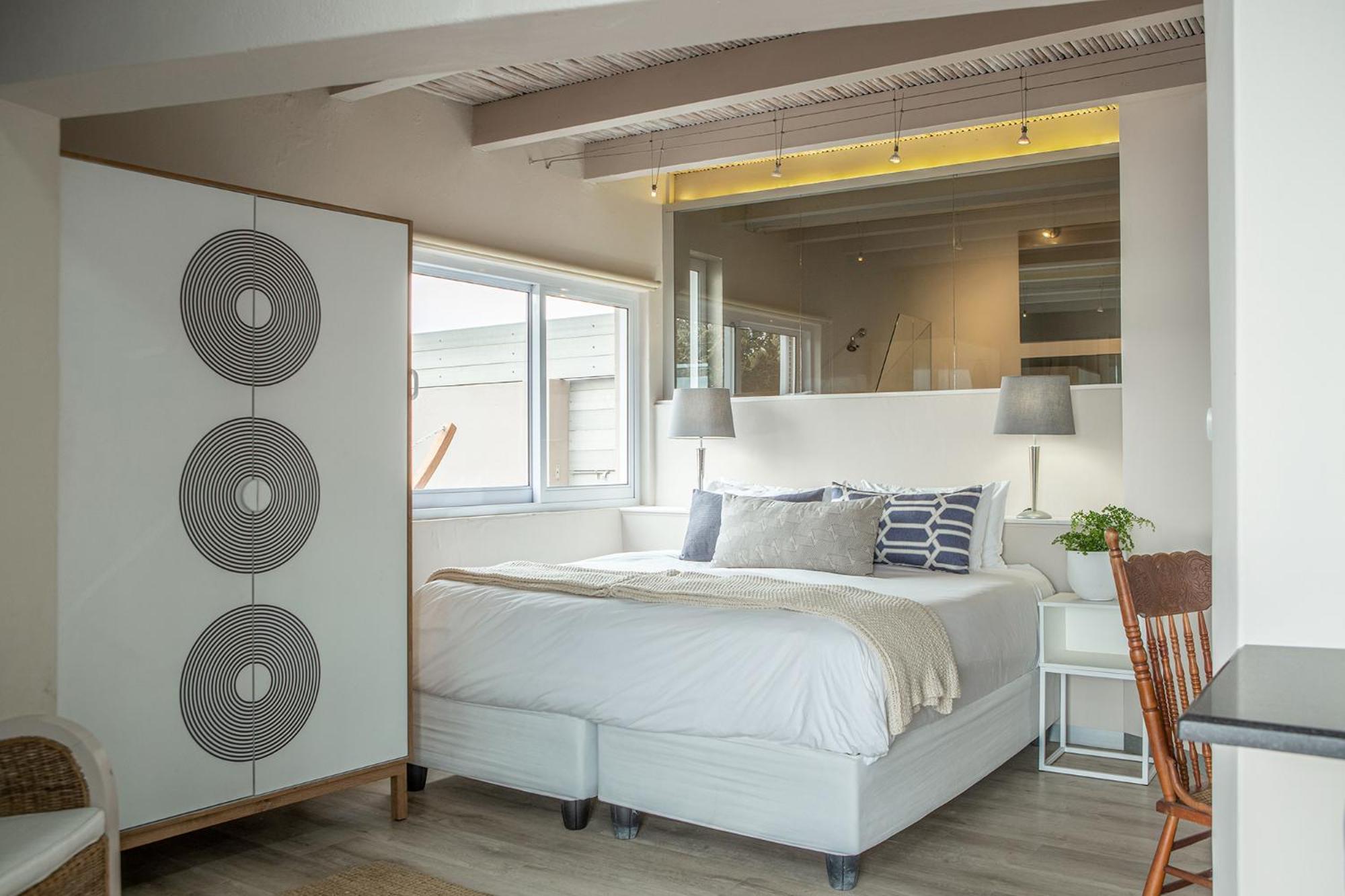 Suite with Pool view  photo 1