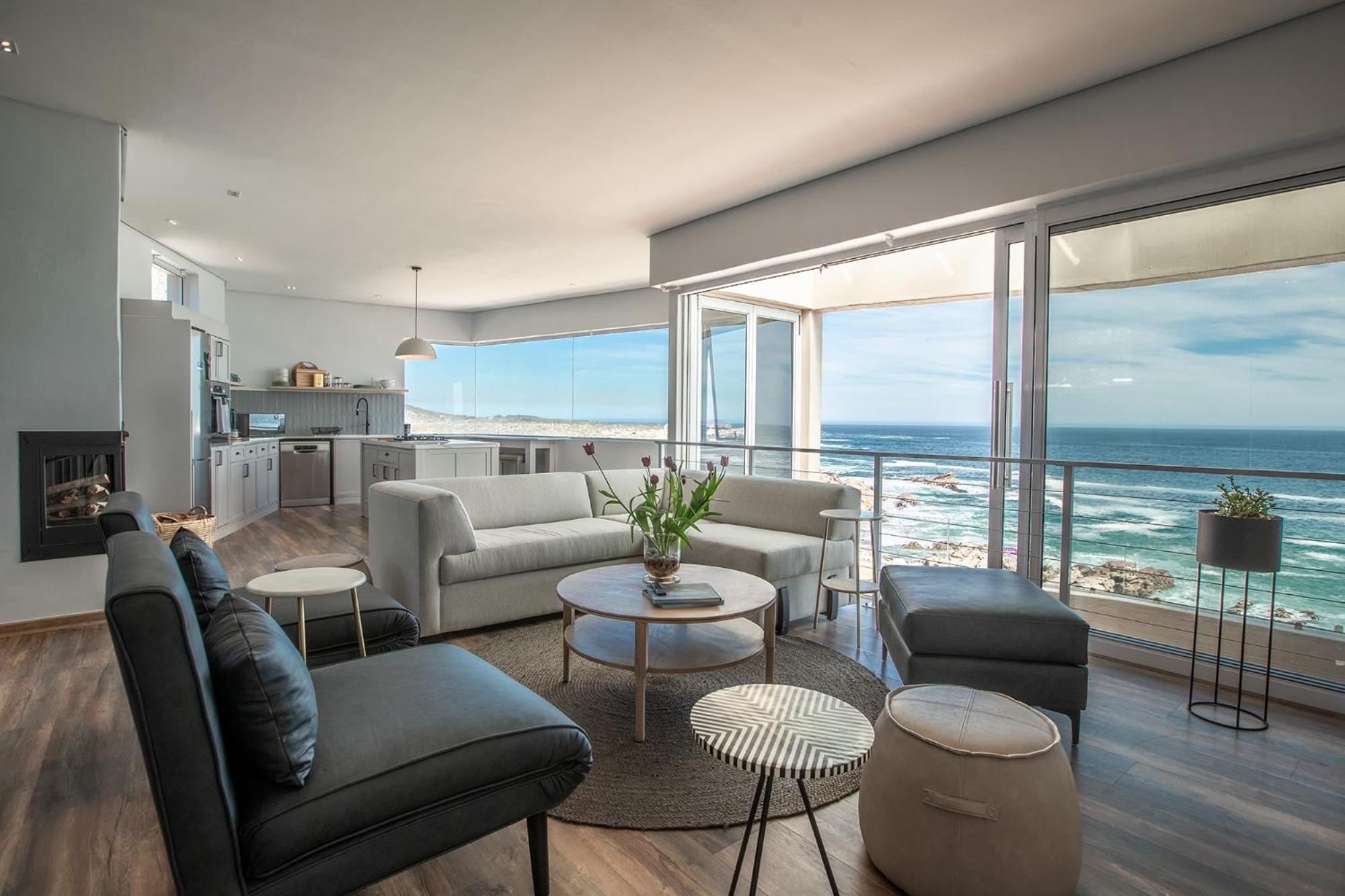 Superior Suite with Sea View photo 1