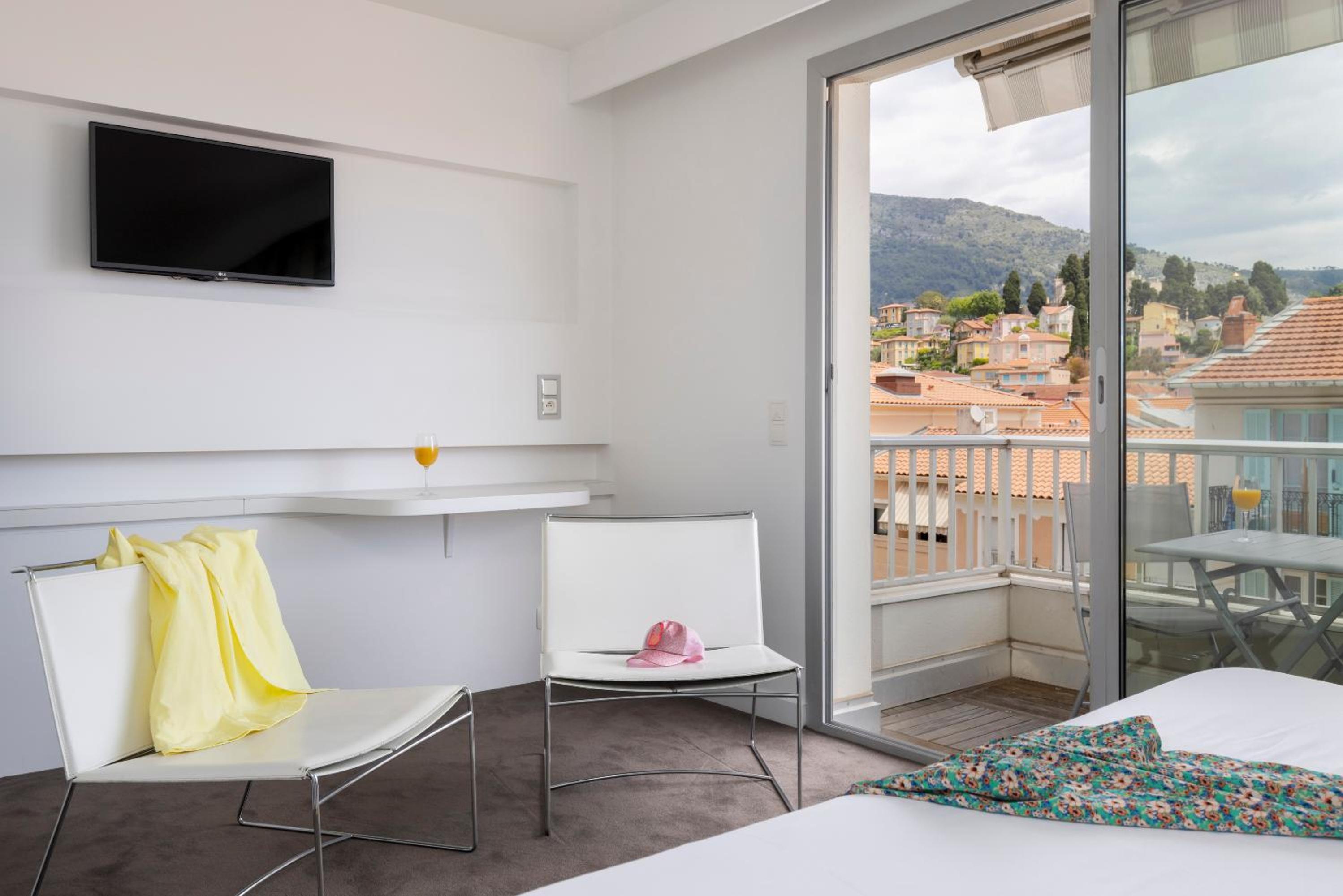 Standard Family Suite - Photo 6