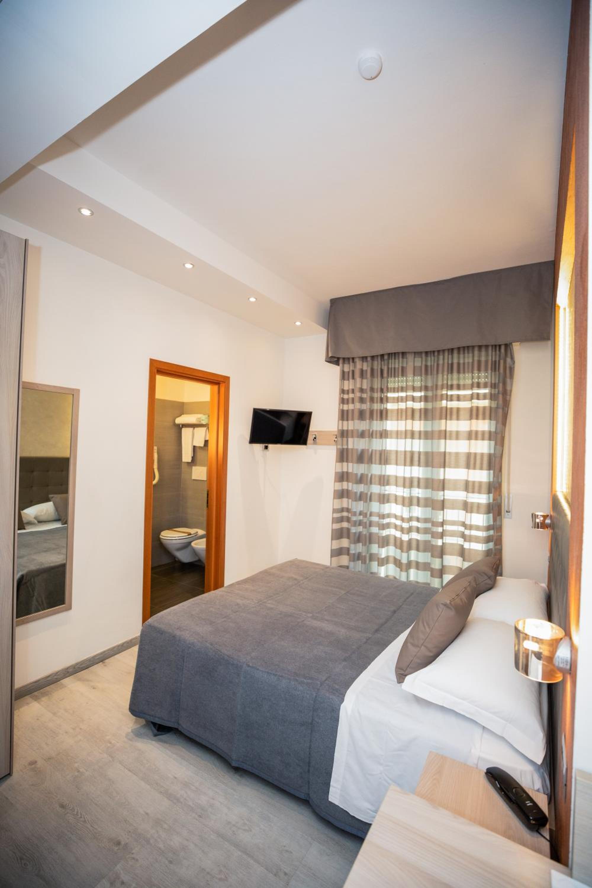 Comfort Double Room - Photo 6