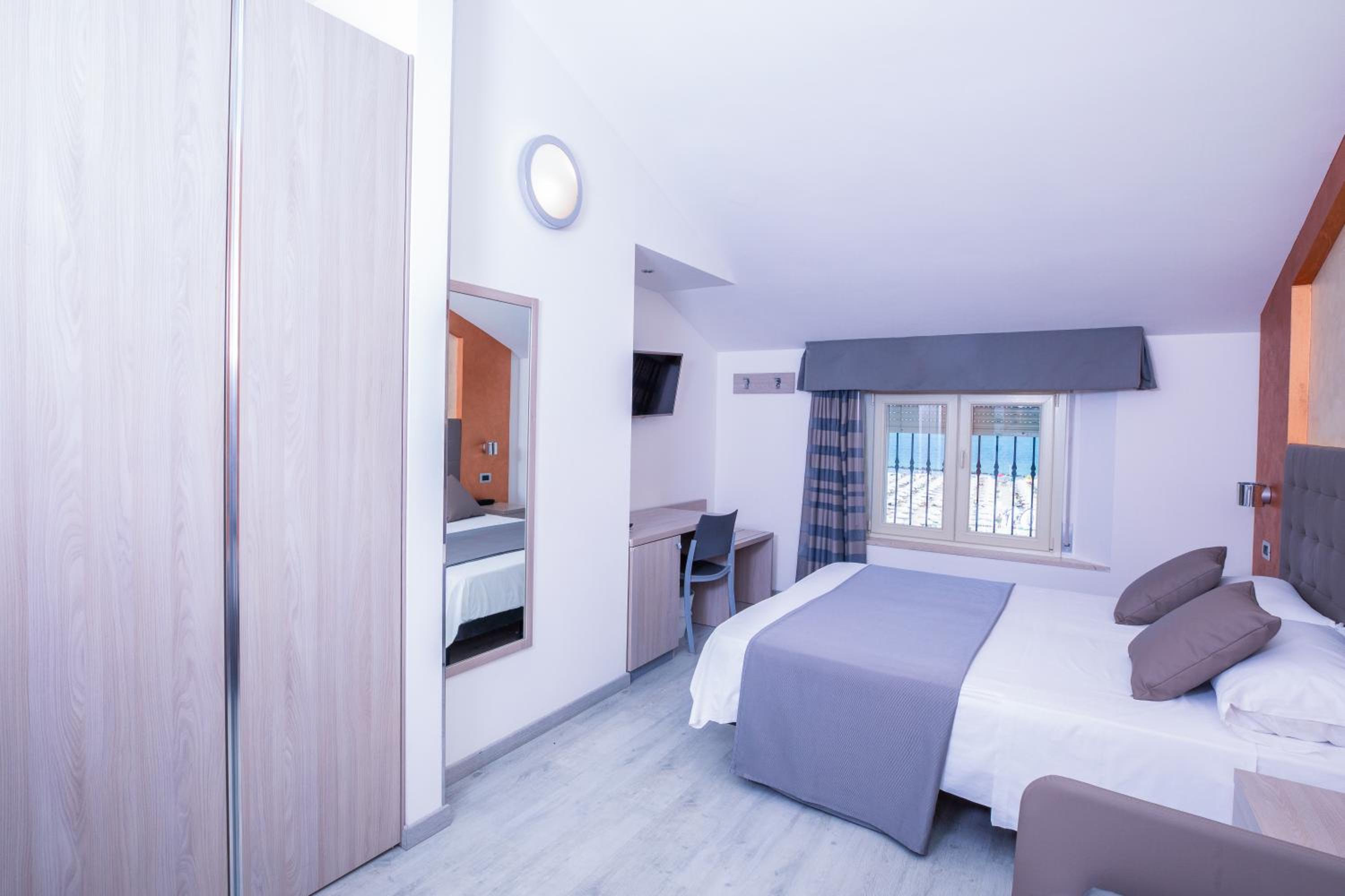 Panoramic Double Room - Photo 1