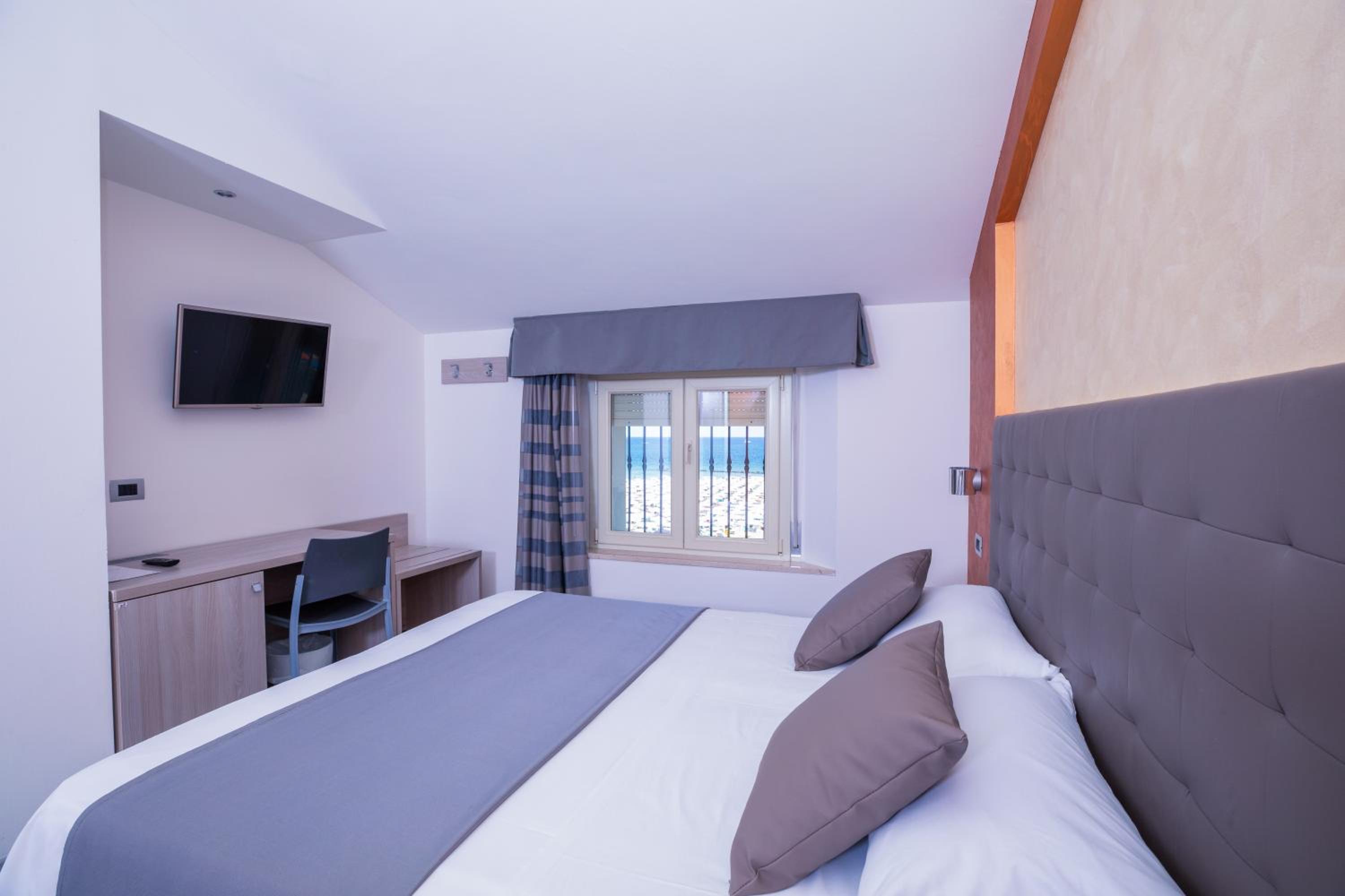Panoramic Double Room - Photo 17