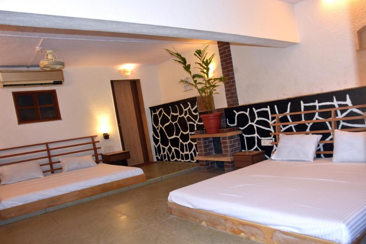 Villa photo 3