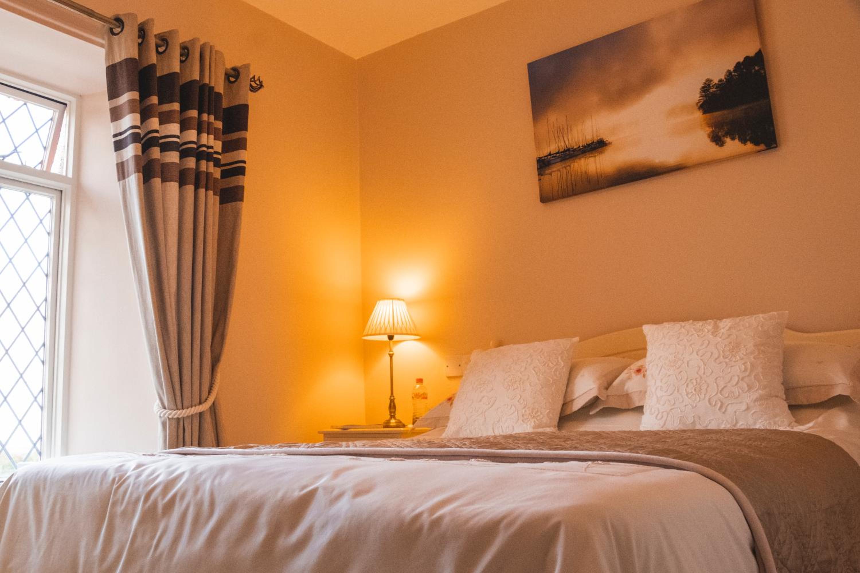 Double Room with Private Bathroom photo 1
