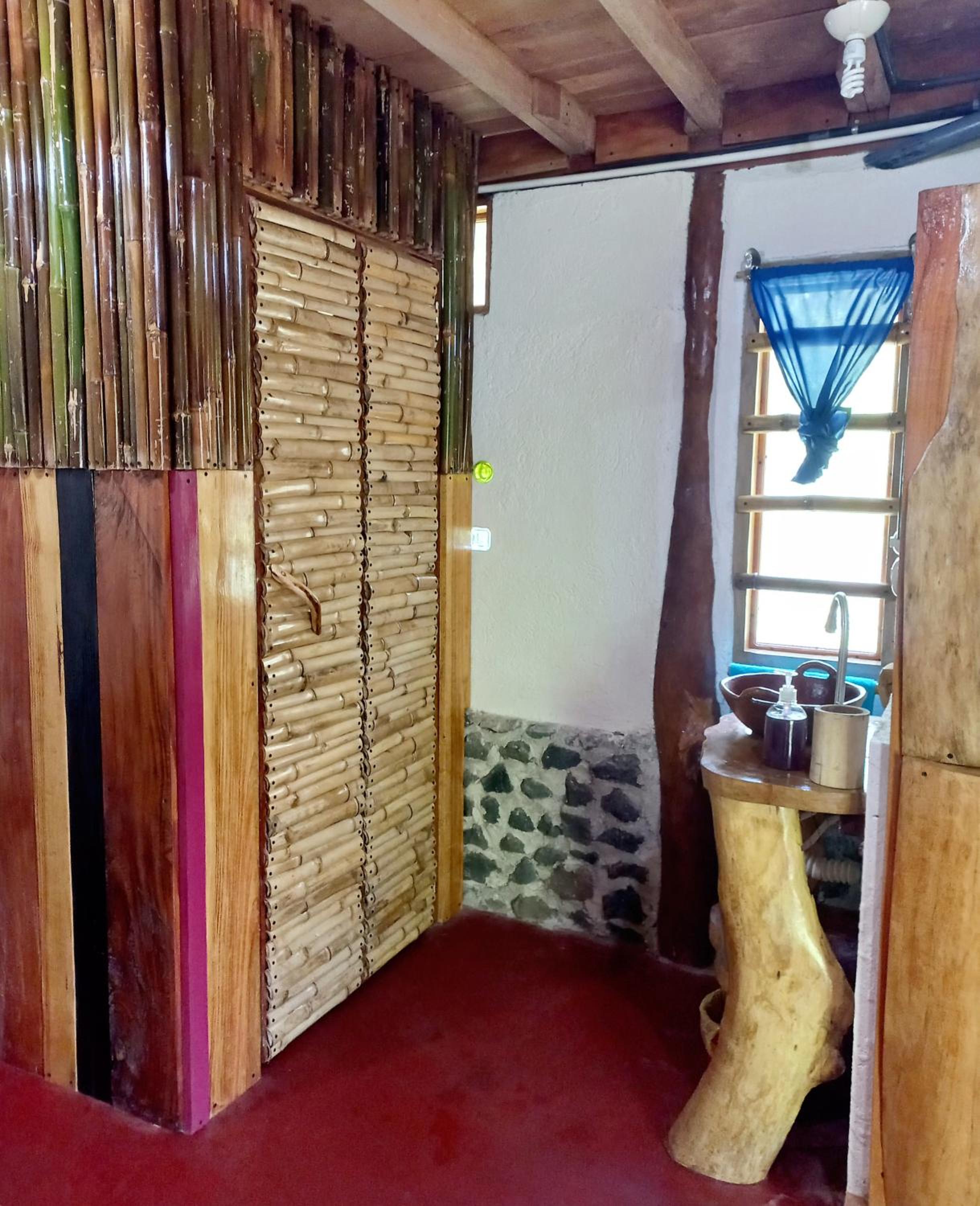 Double Room with Private Bathroom photo 2