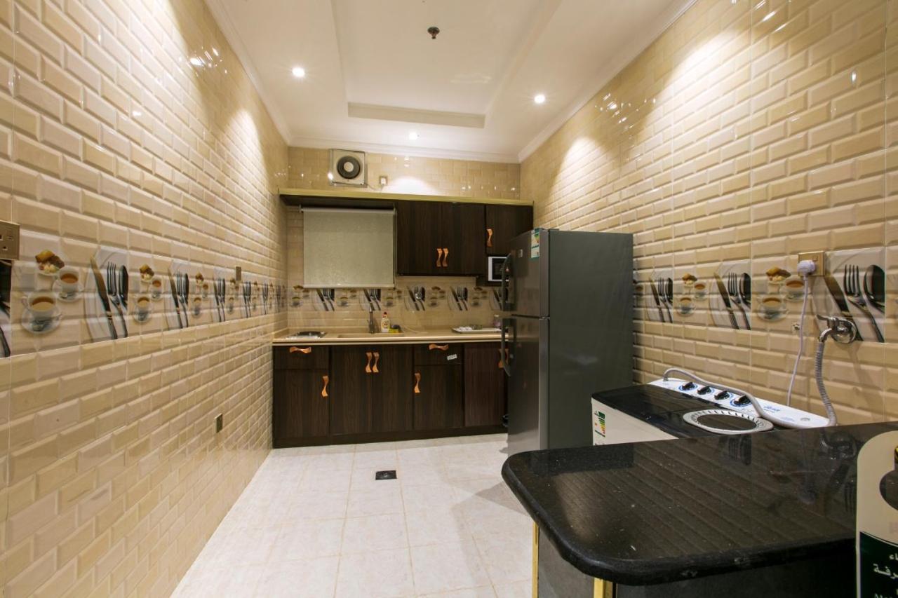 Two-Bedroom Apartment - Photo 8