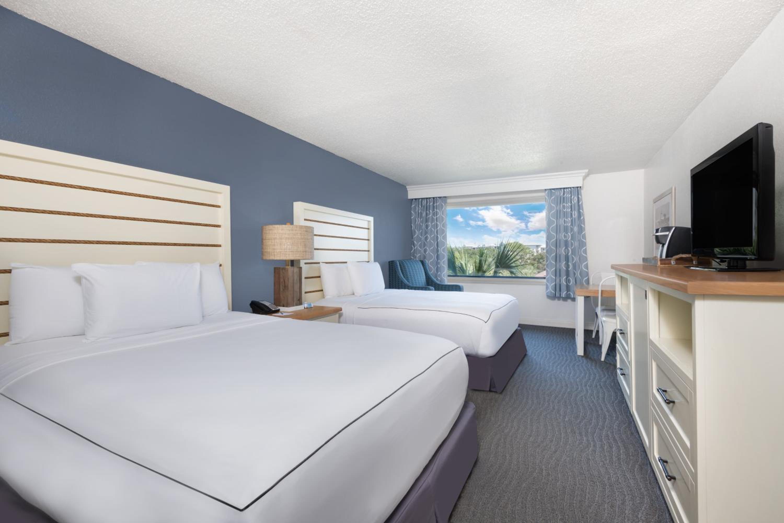 Deluxe Two Queen Beds