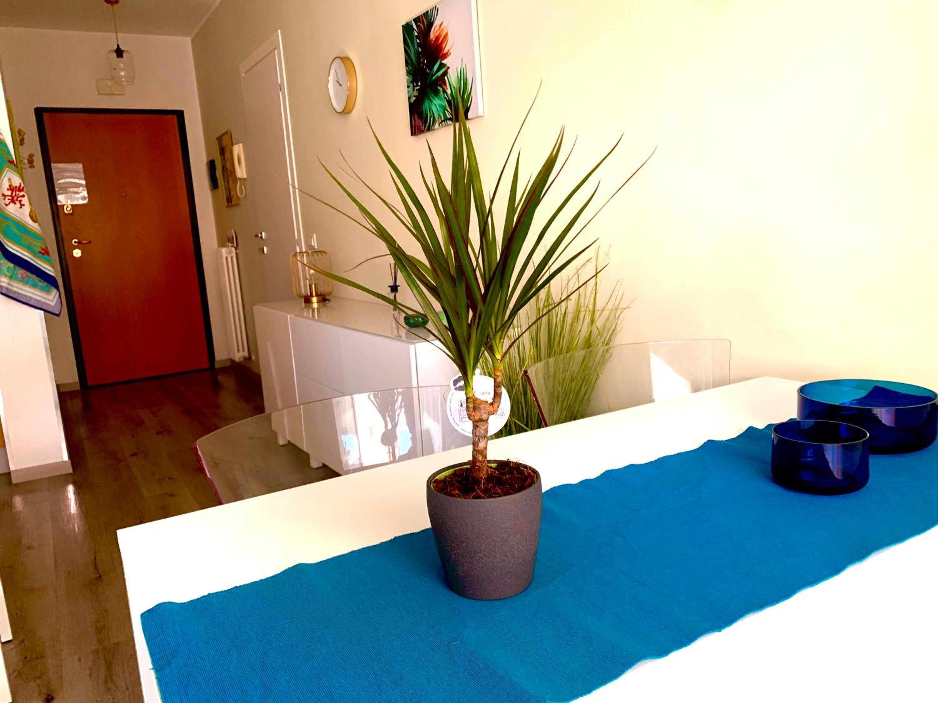 Two-Bedroom Apartment - Photo 8