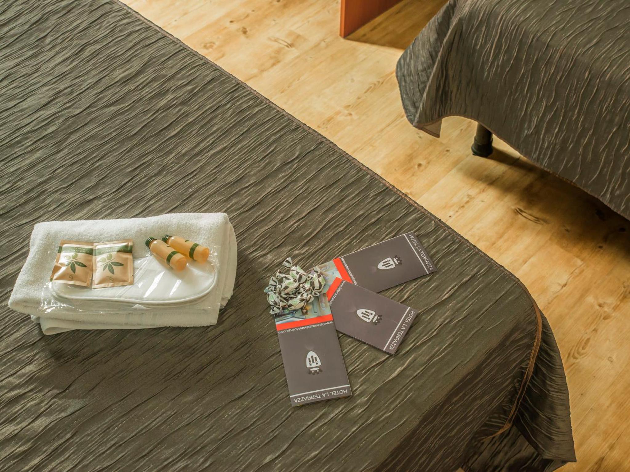 Double Room - Photo 8
