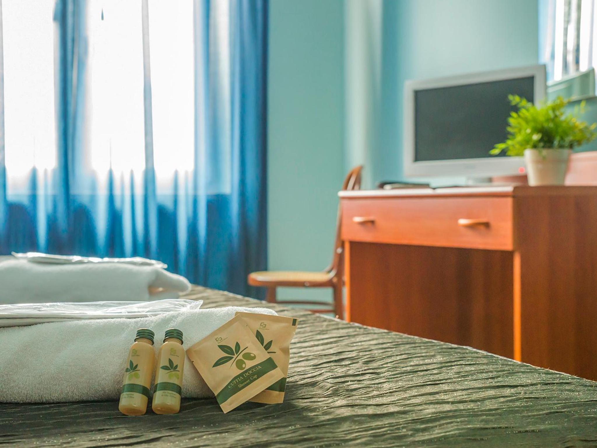 Double Room - Photo 6
