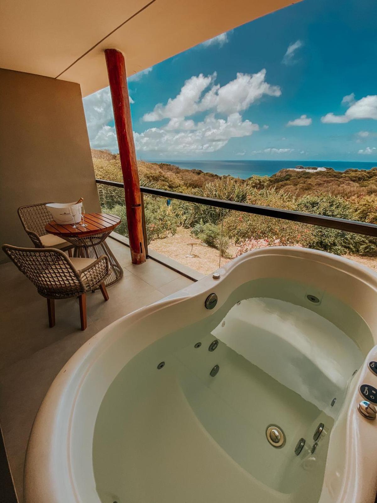 Deluxe Double or Twin Room with Sea View - Photo 4