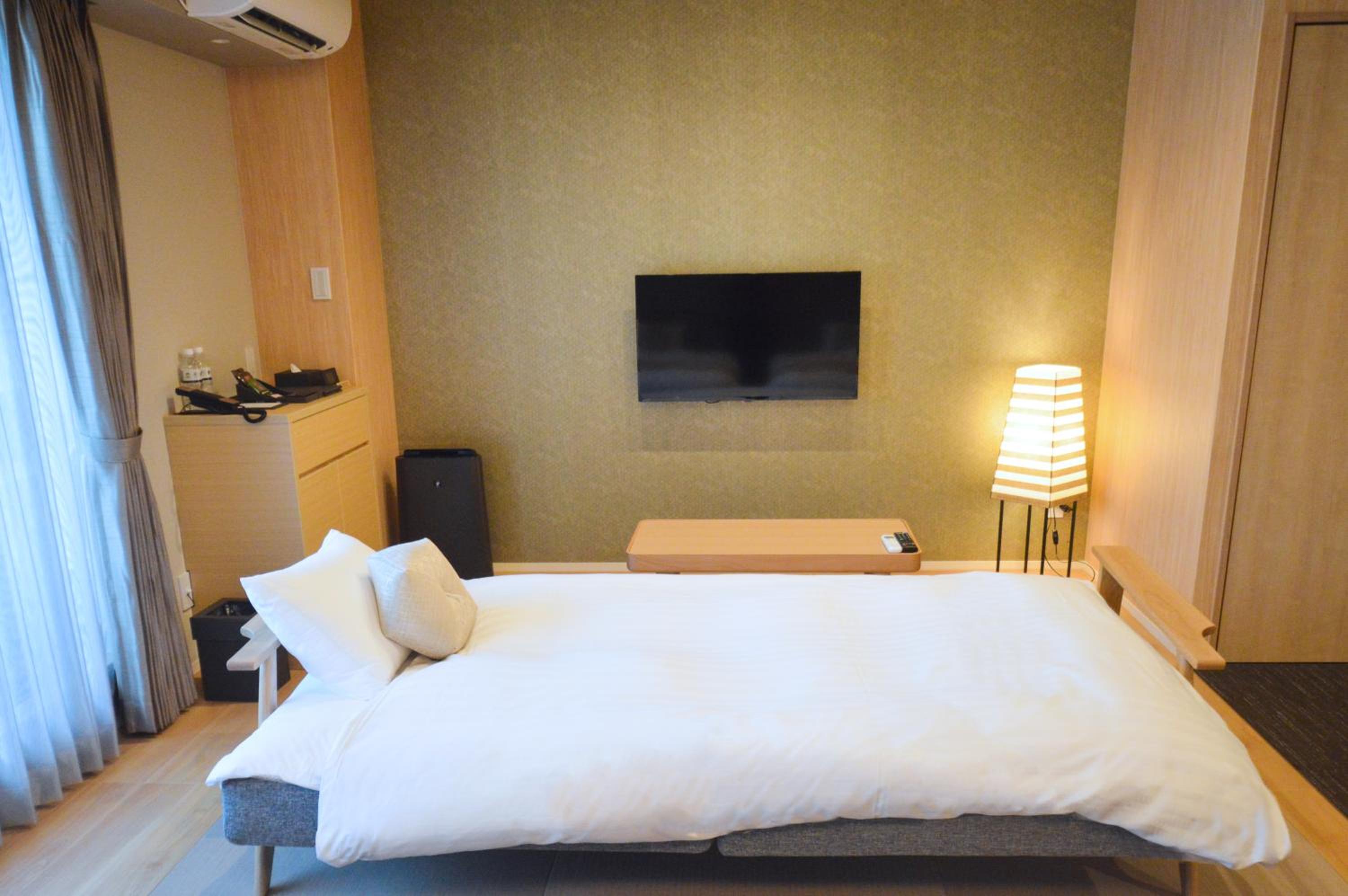 Deluxe Twin Room - Photo 9