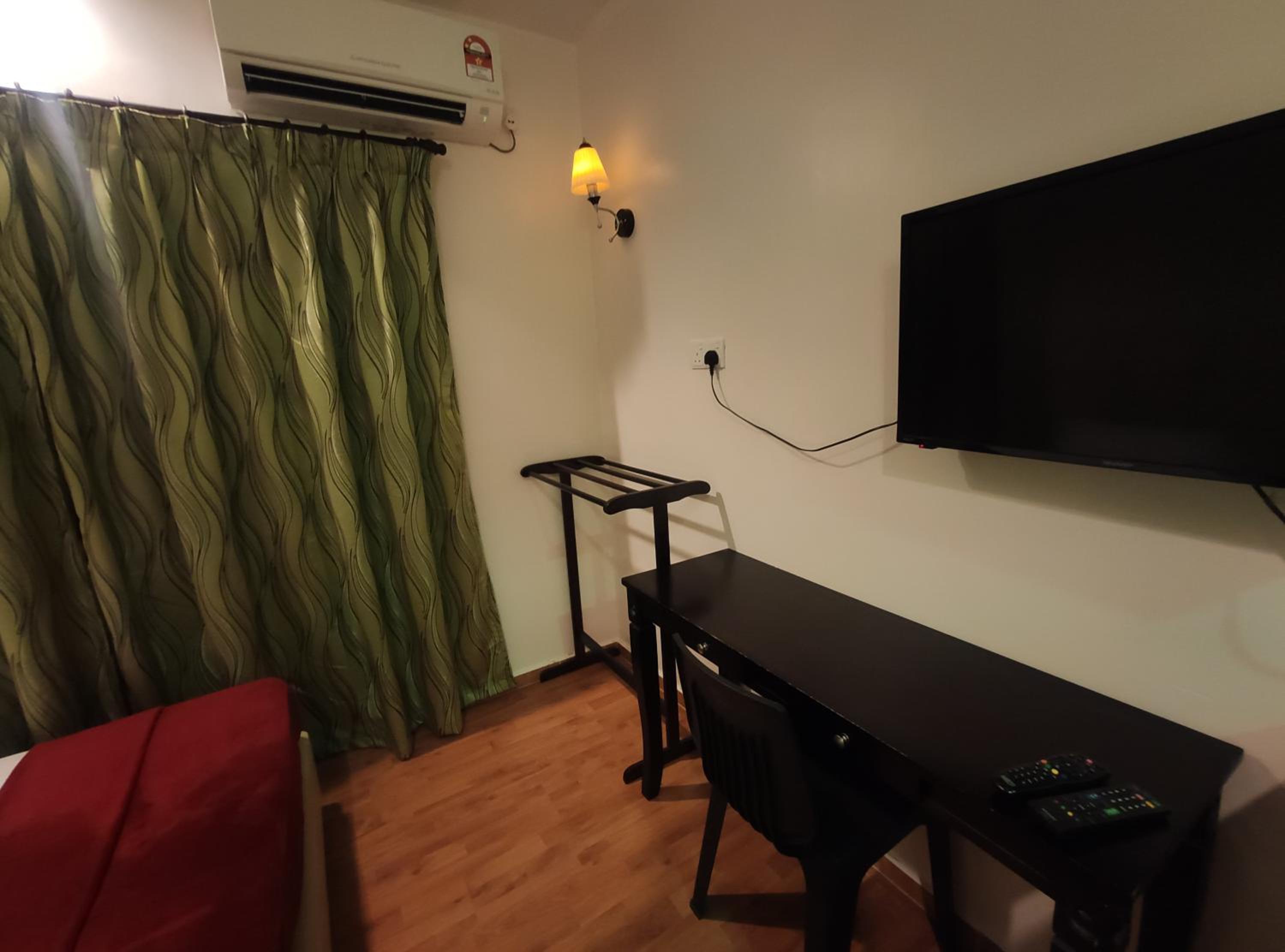 Deluxe Twin Room - Photo 3