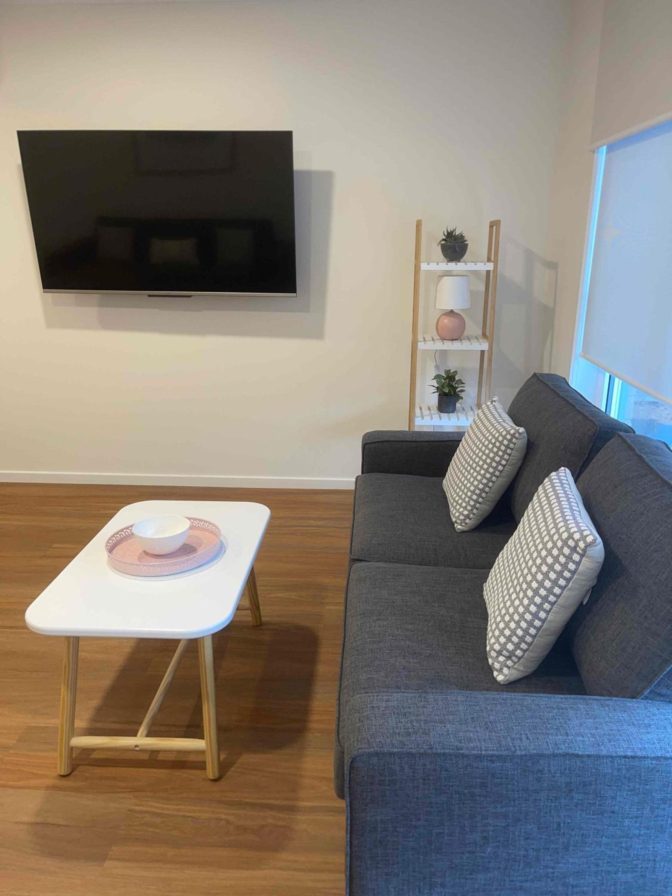 One-Bedroom Apartment - Photo 14