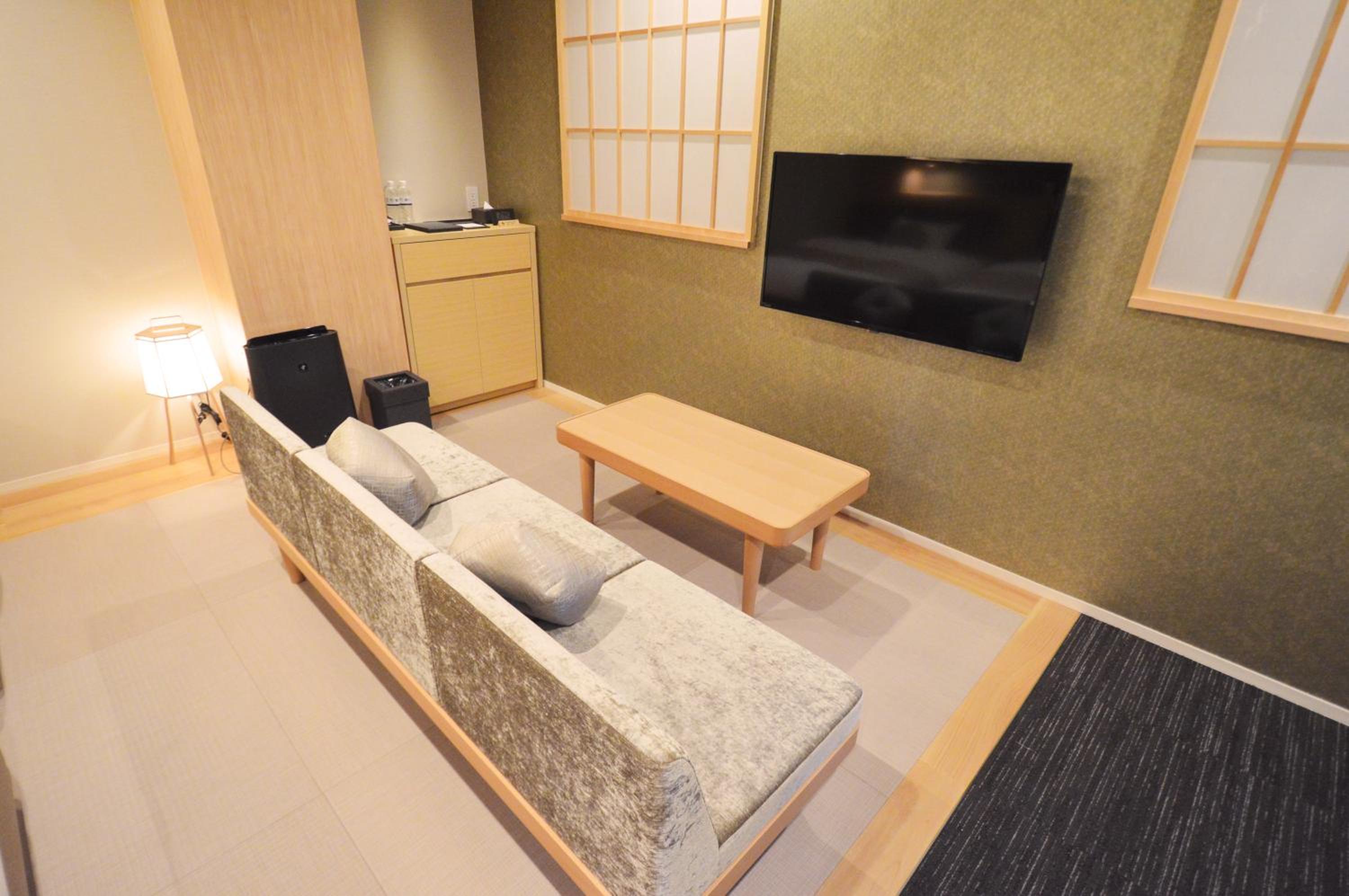 Superior Twin Room - Photo 11
