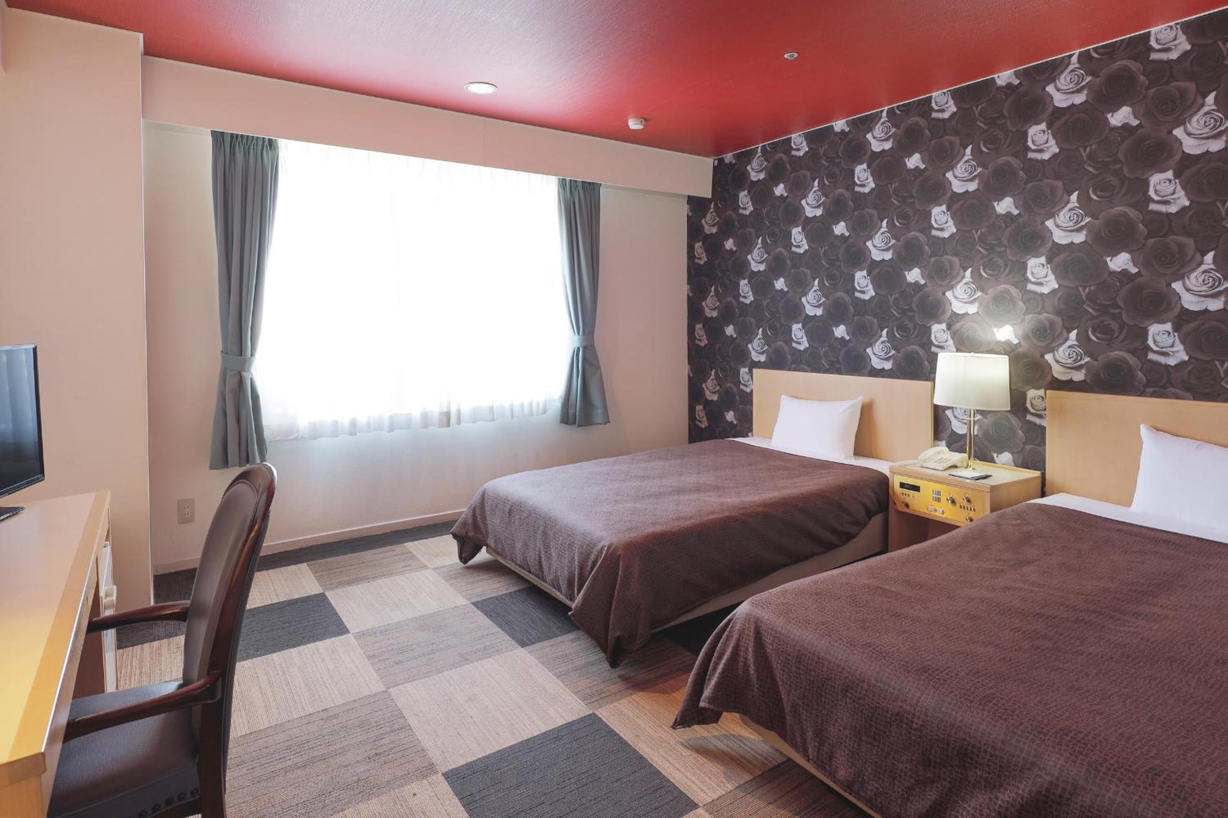 Standard Twin Room - Non-Smoking