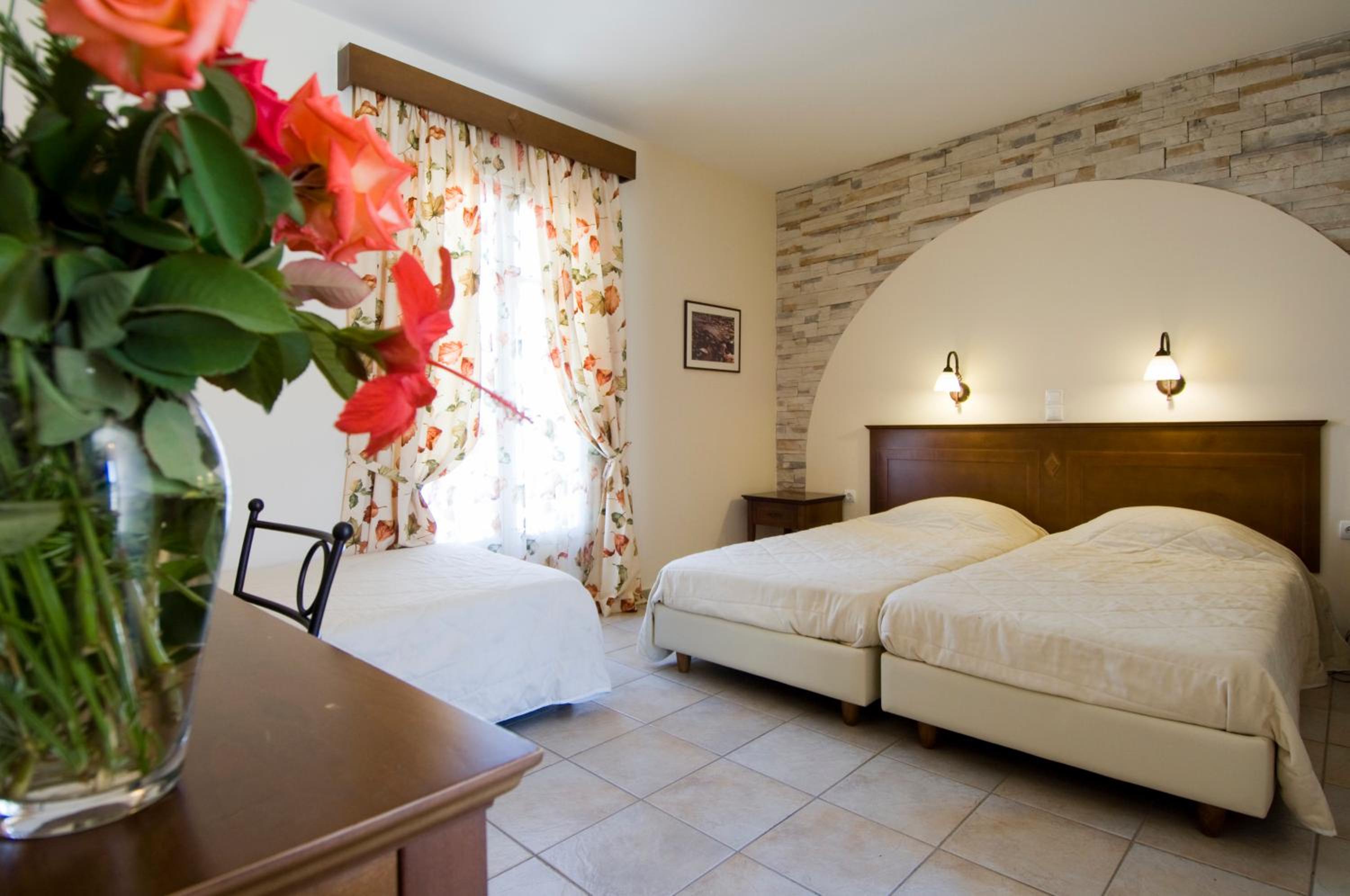 Standard Double Room - Photo 1