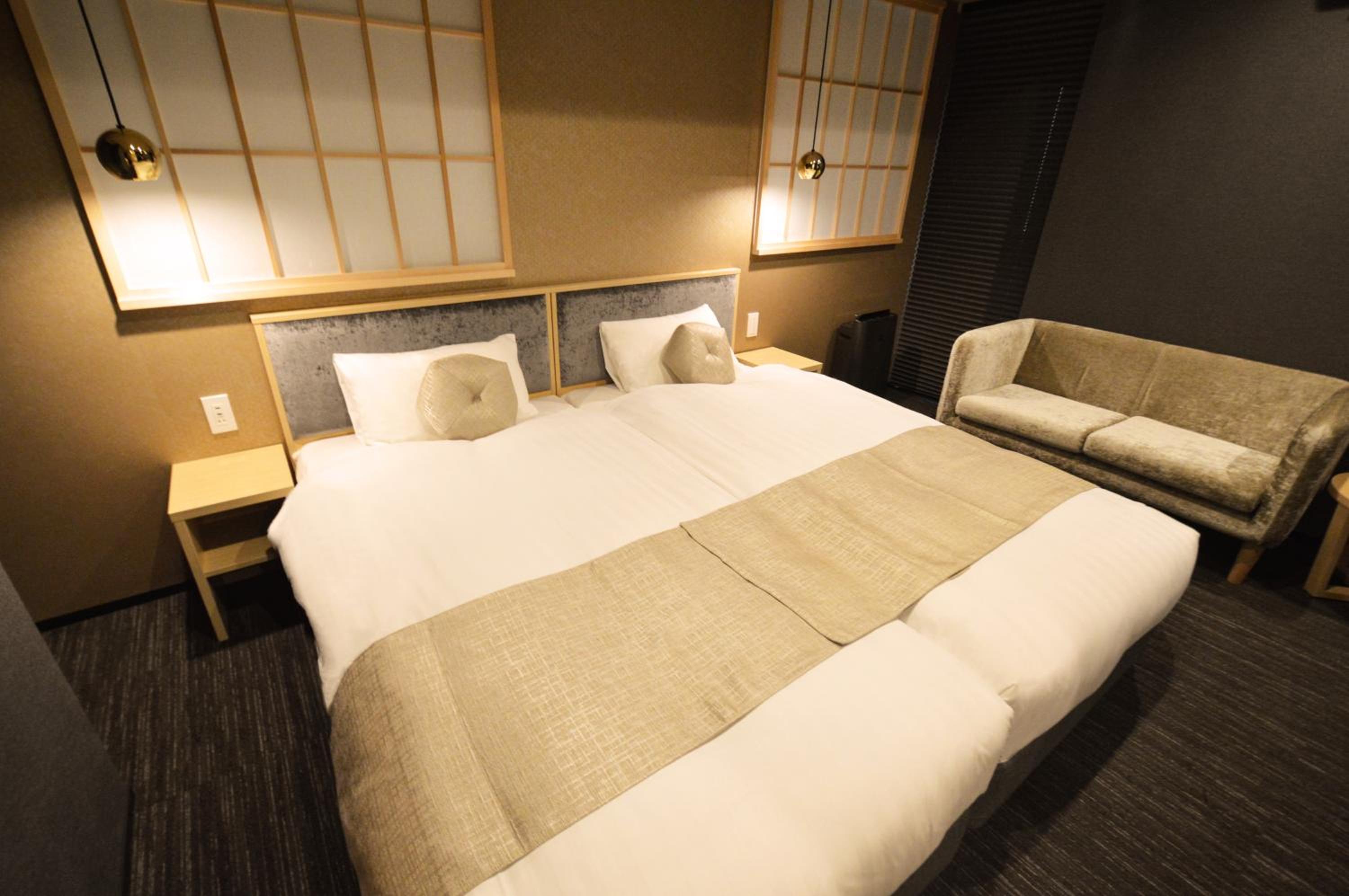 Standard Twin Room - Photo 3