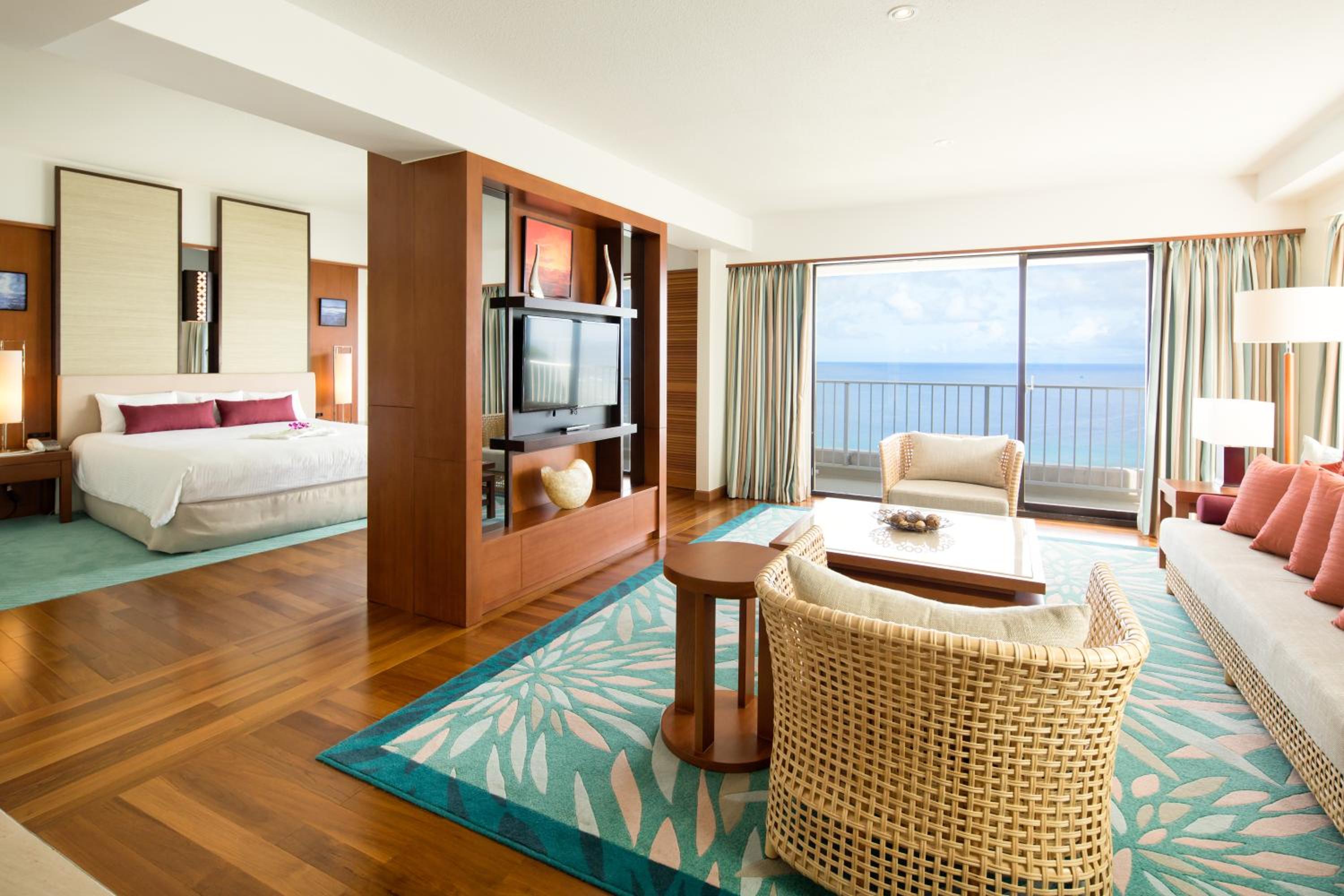 Ocean Front Premier Suite with Premier+ Benefits photo 2