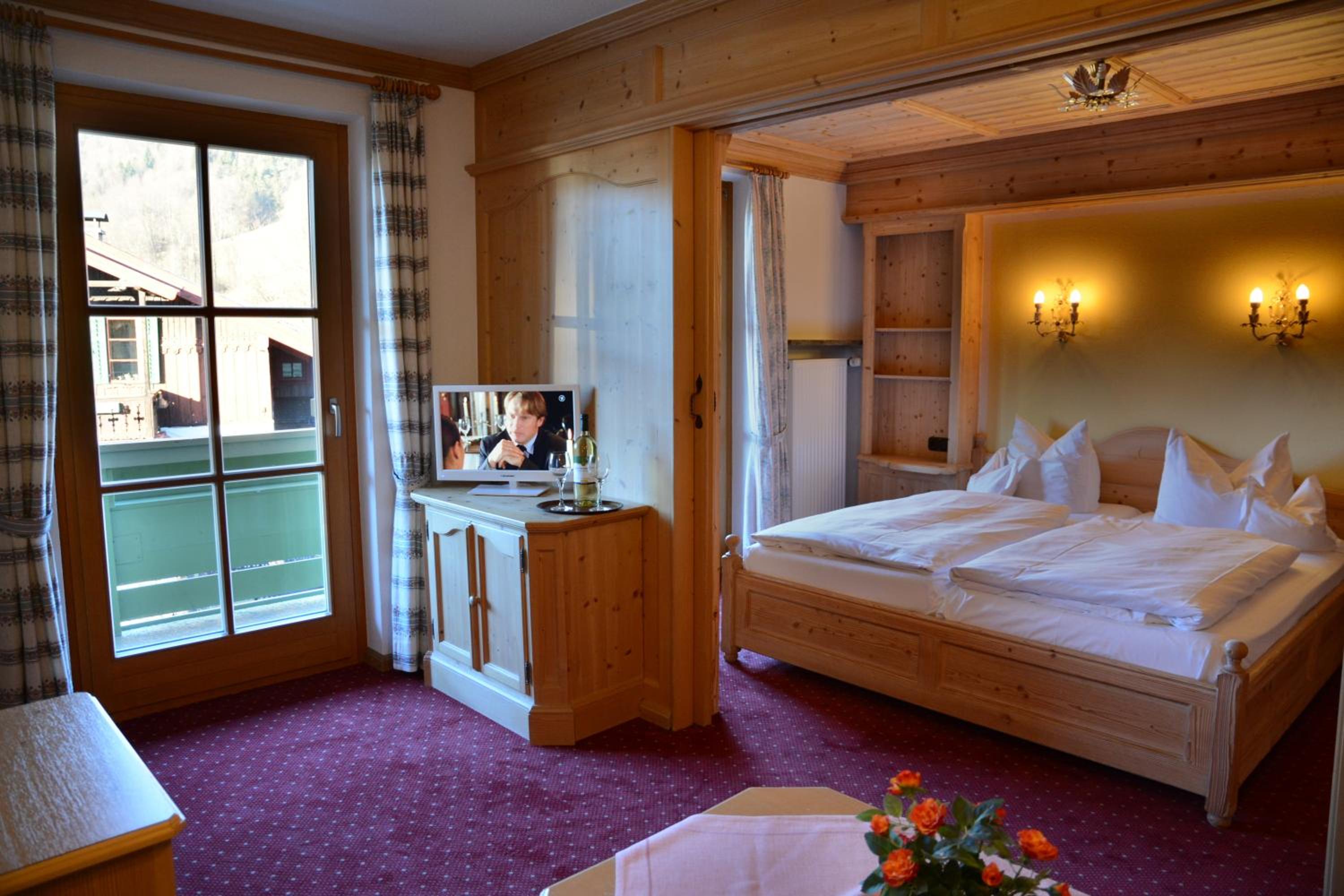 Large Double Room photo 3