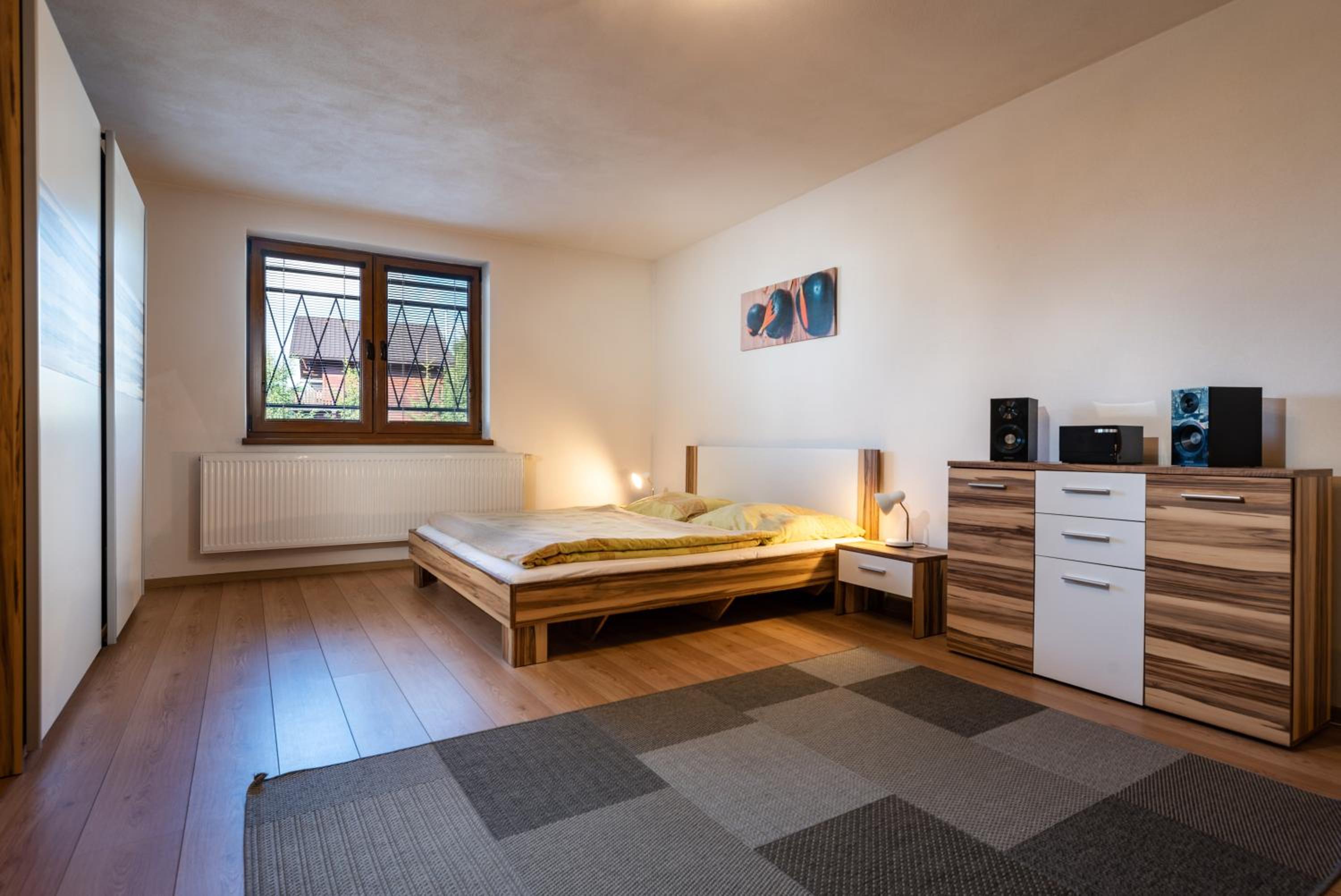 One-Bedroom Apartment with Extra bed photo 2