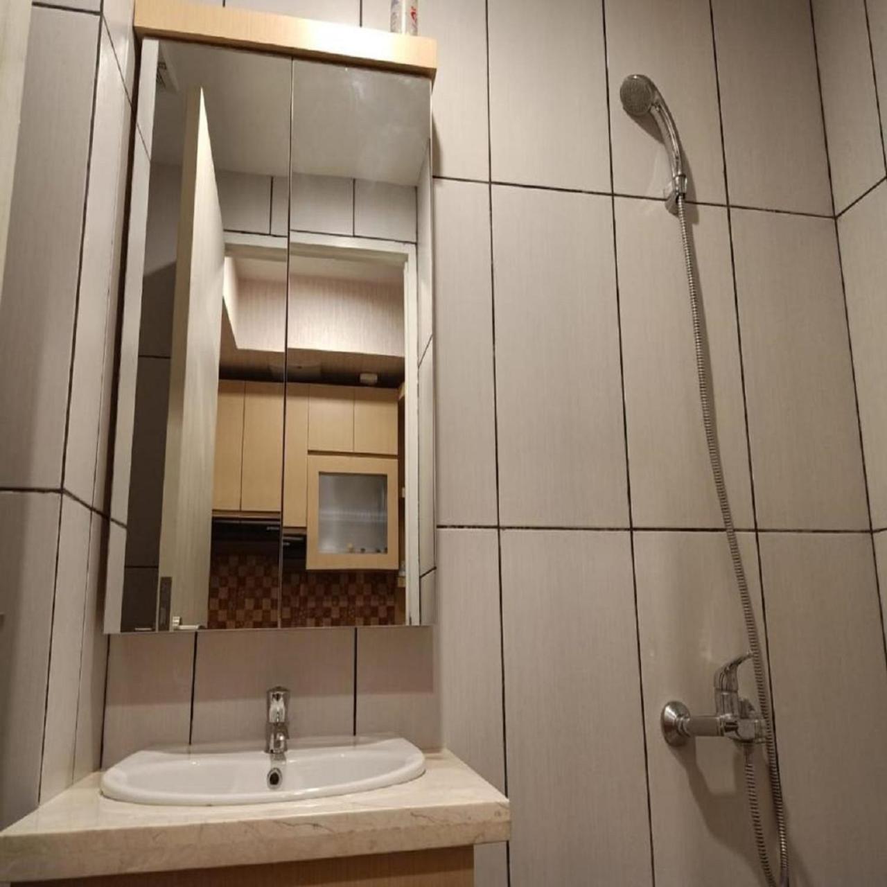 Studio Apartment - Photo 26
