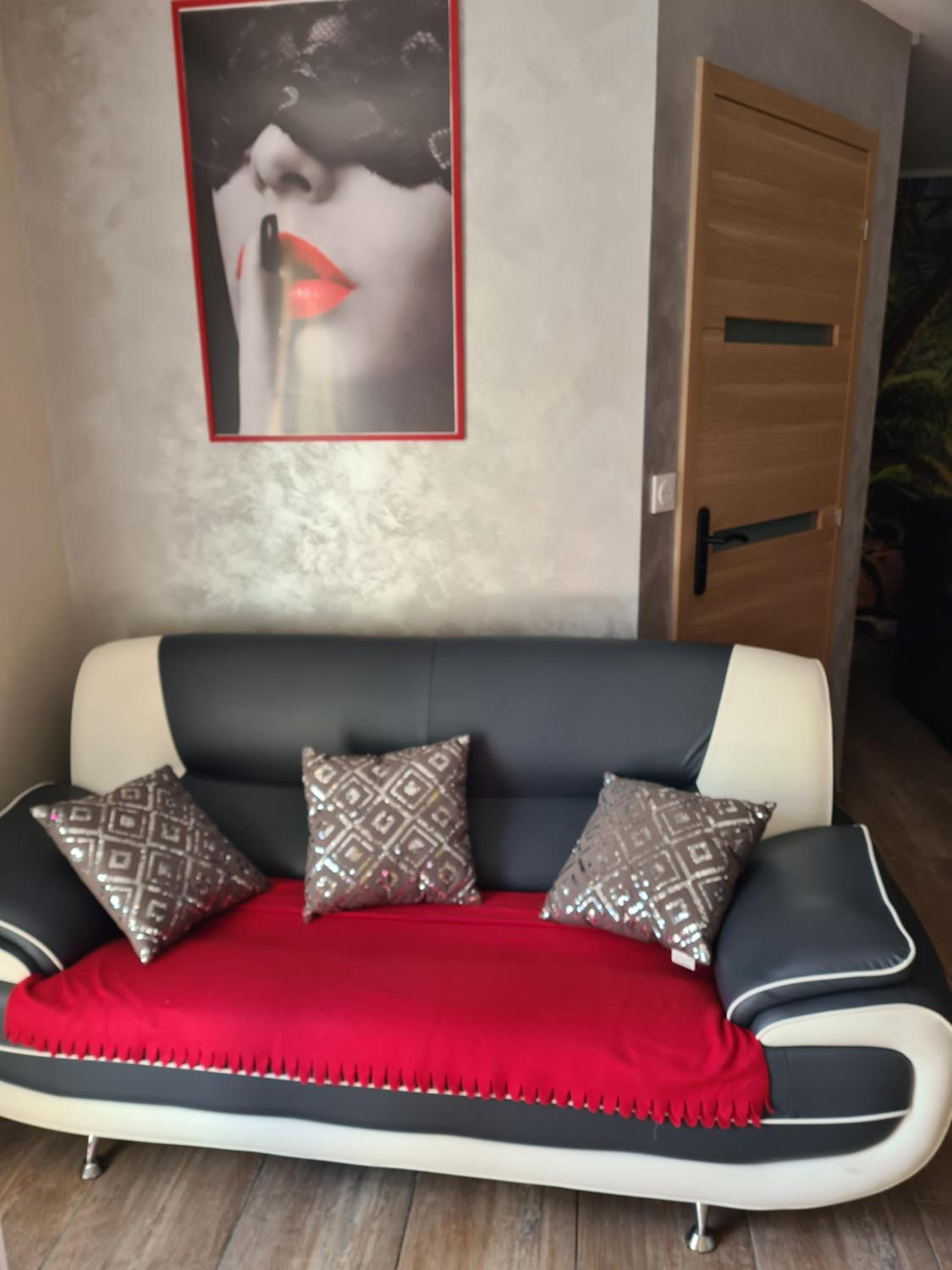 Large Double Room - Photo 20