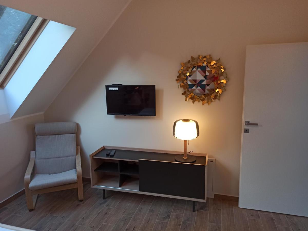 Three-Bedroom House photo 3