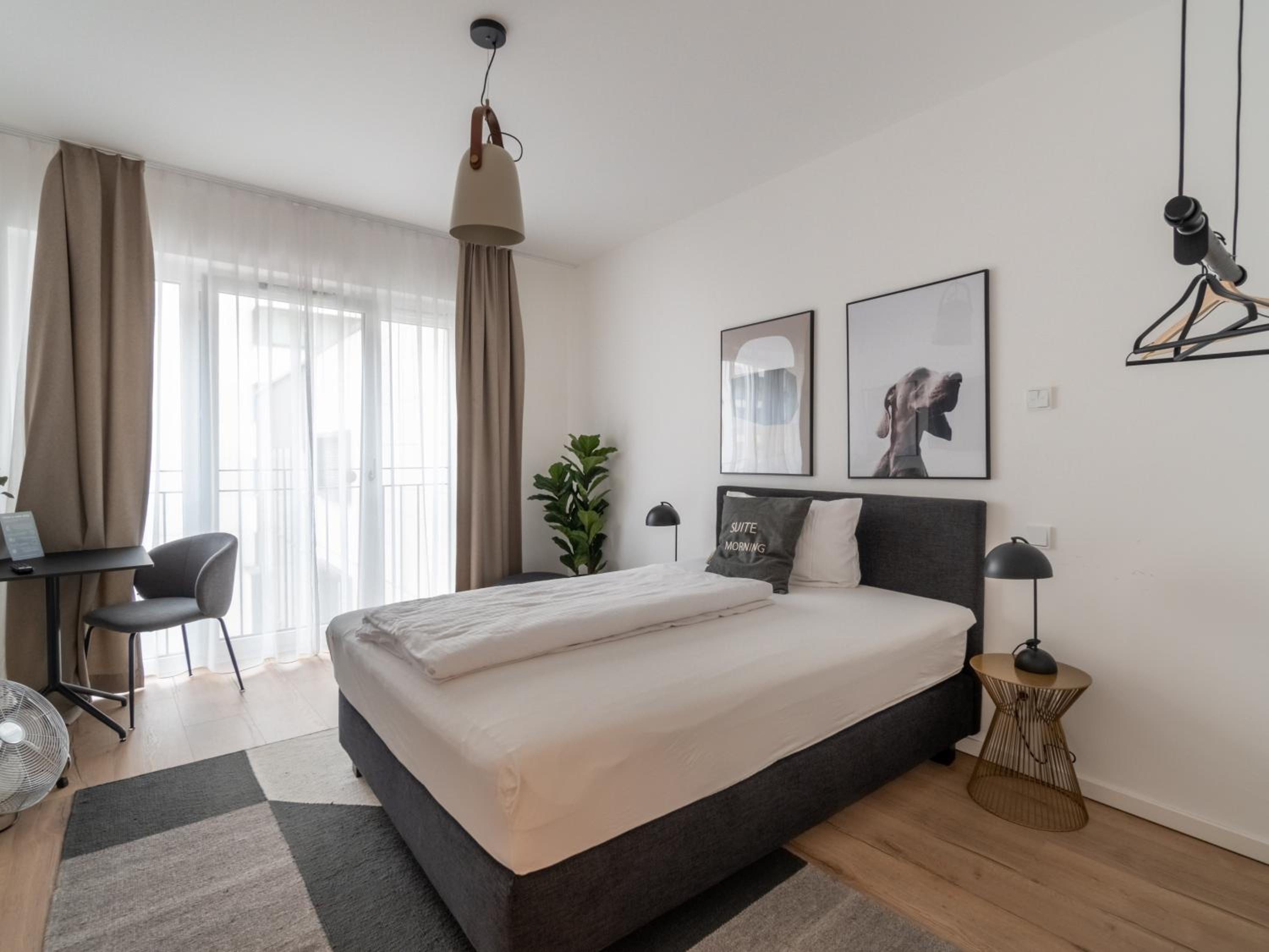 Single Suite M