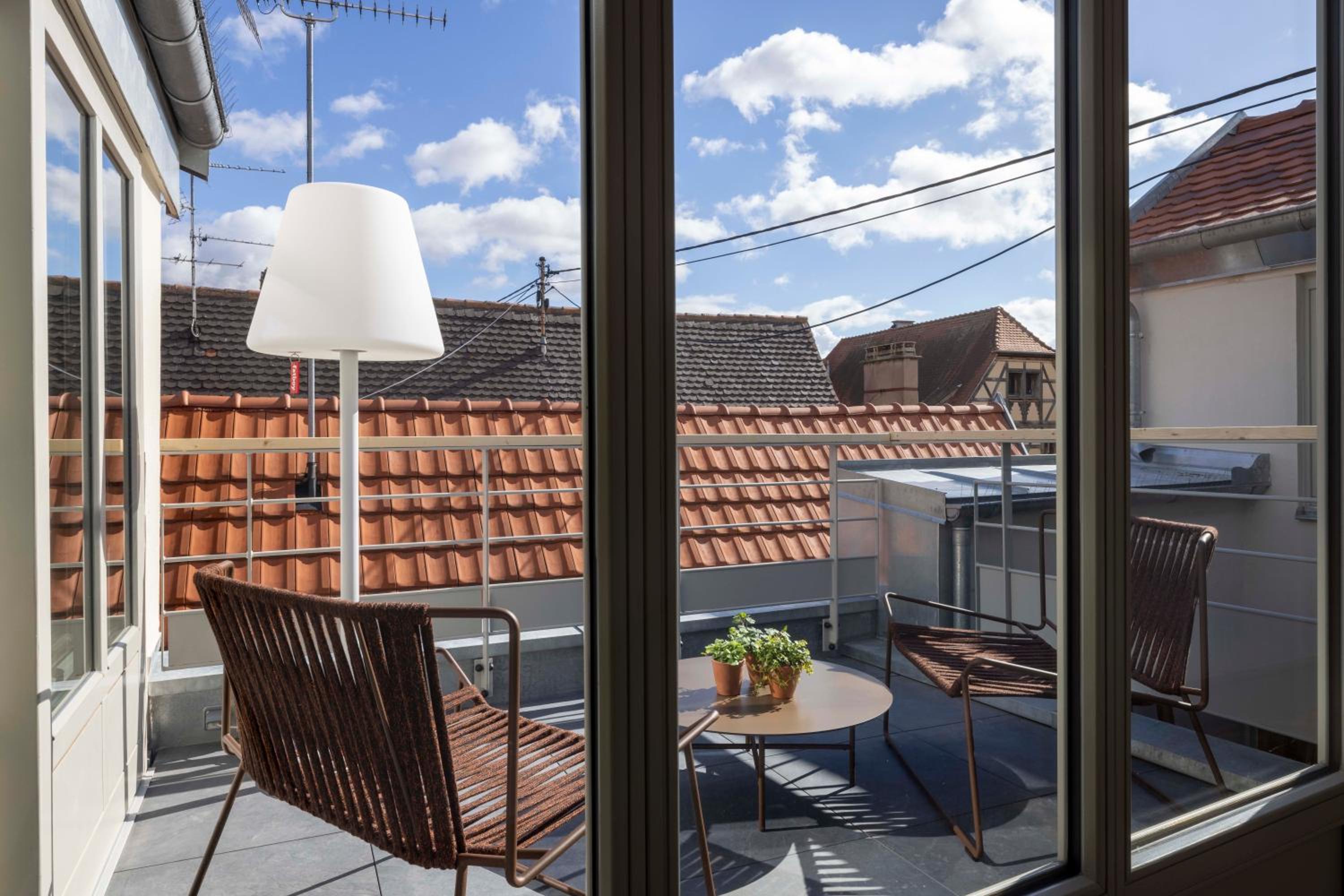 Suite with Terrace - Photo 9