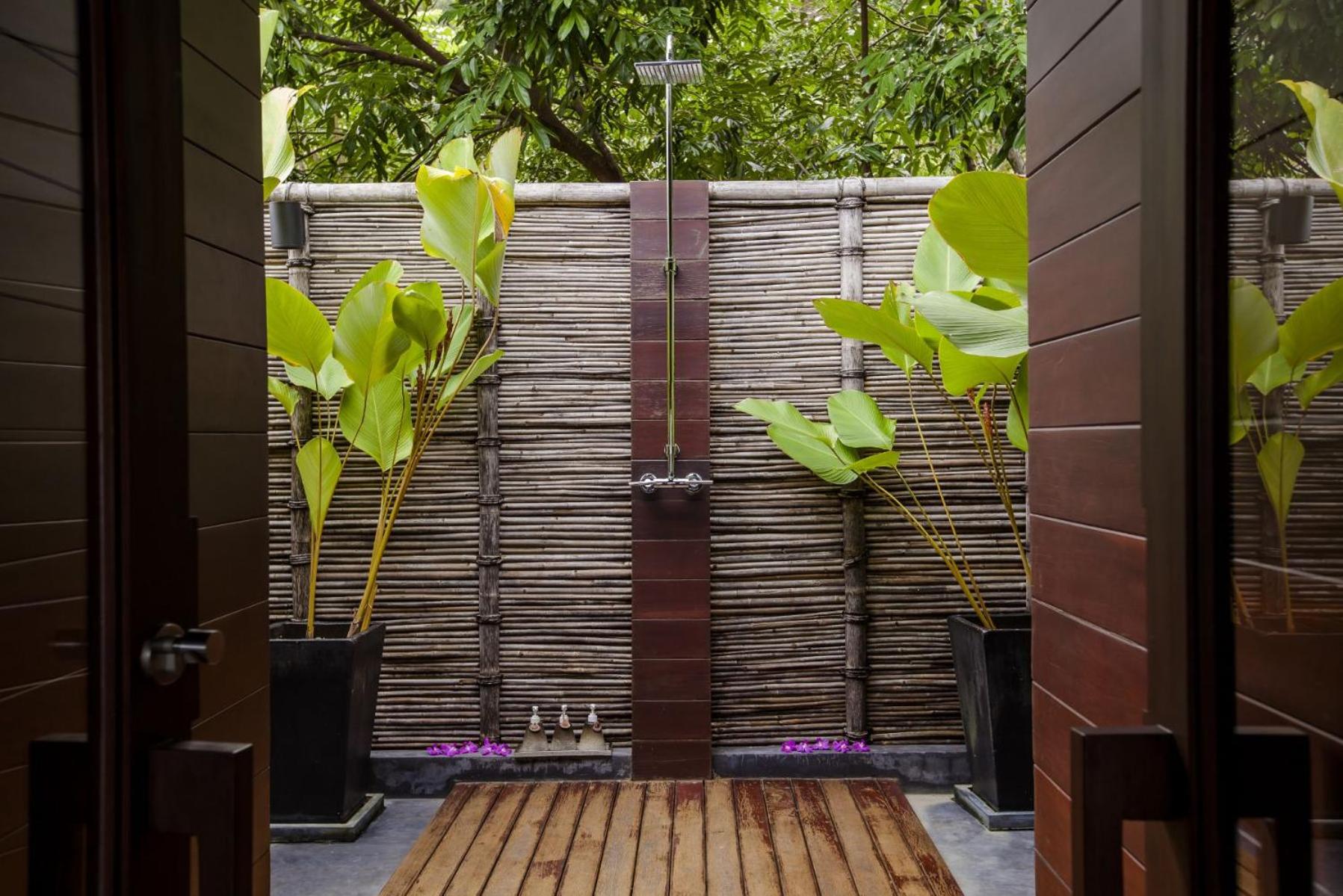 Villa with Private Pool - Photo 7