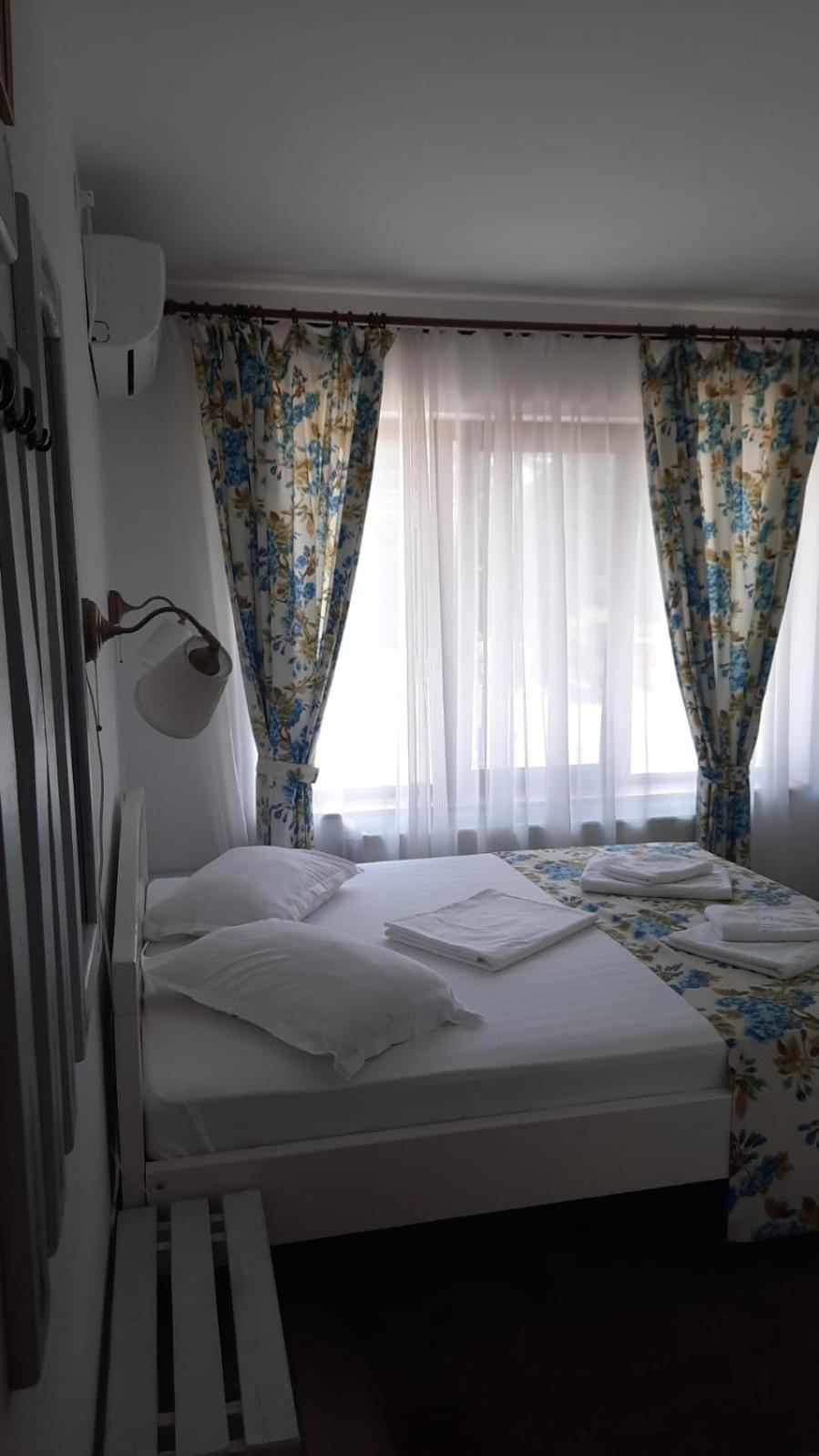 Standard Double Room photo 3