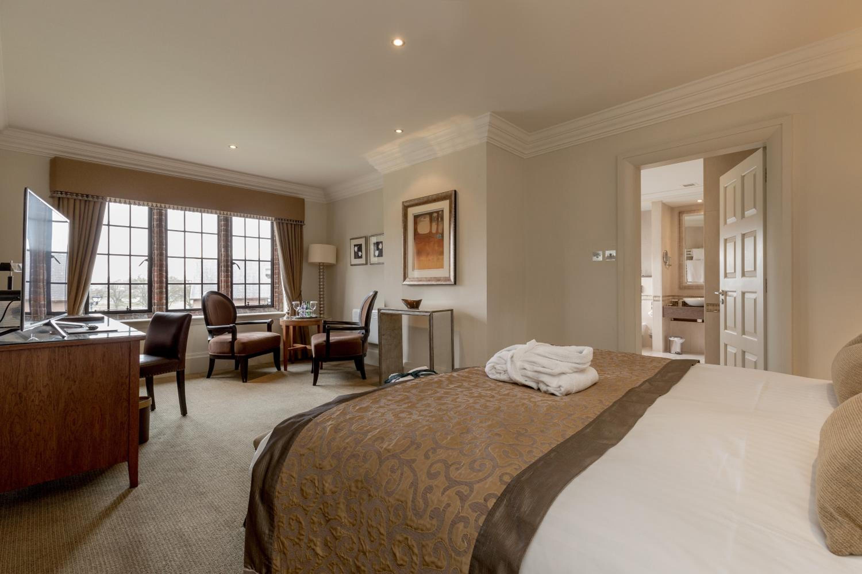 Executive Double Room - Photo 6