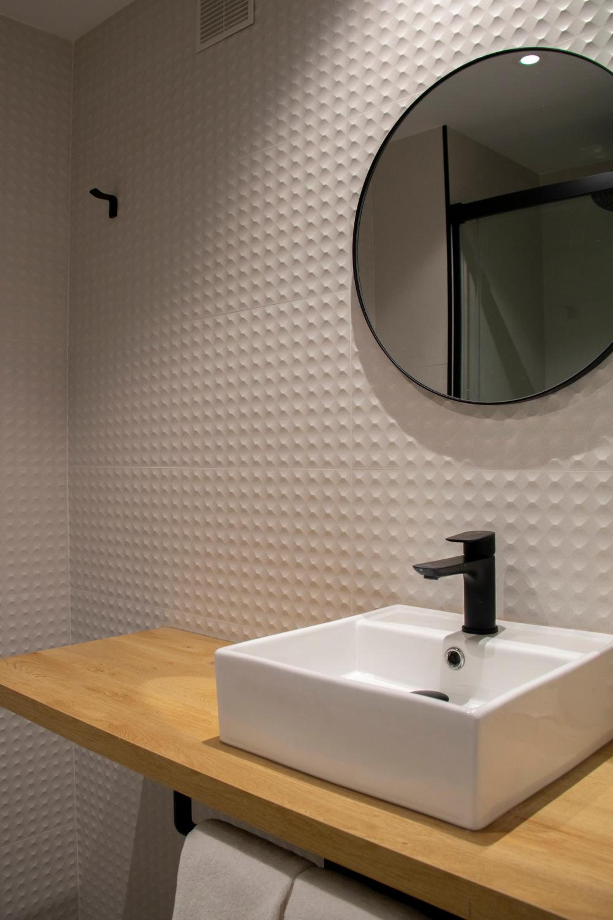 Standard Triple Room - Photo 3