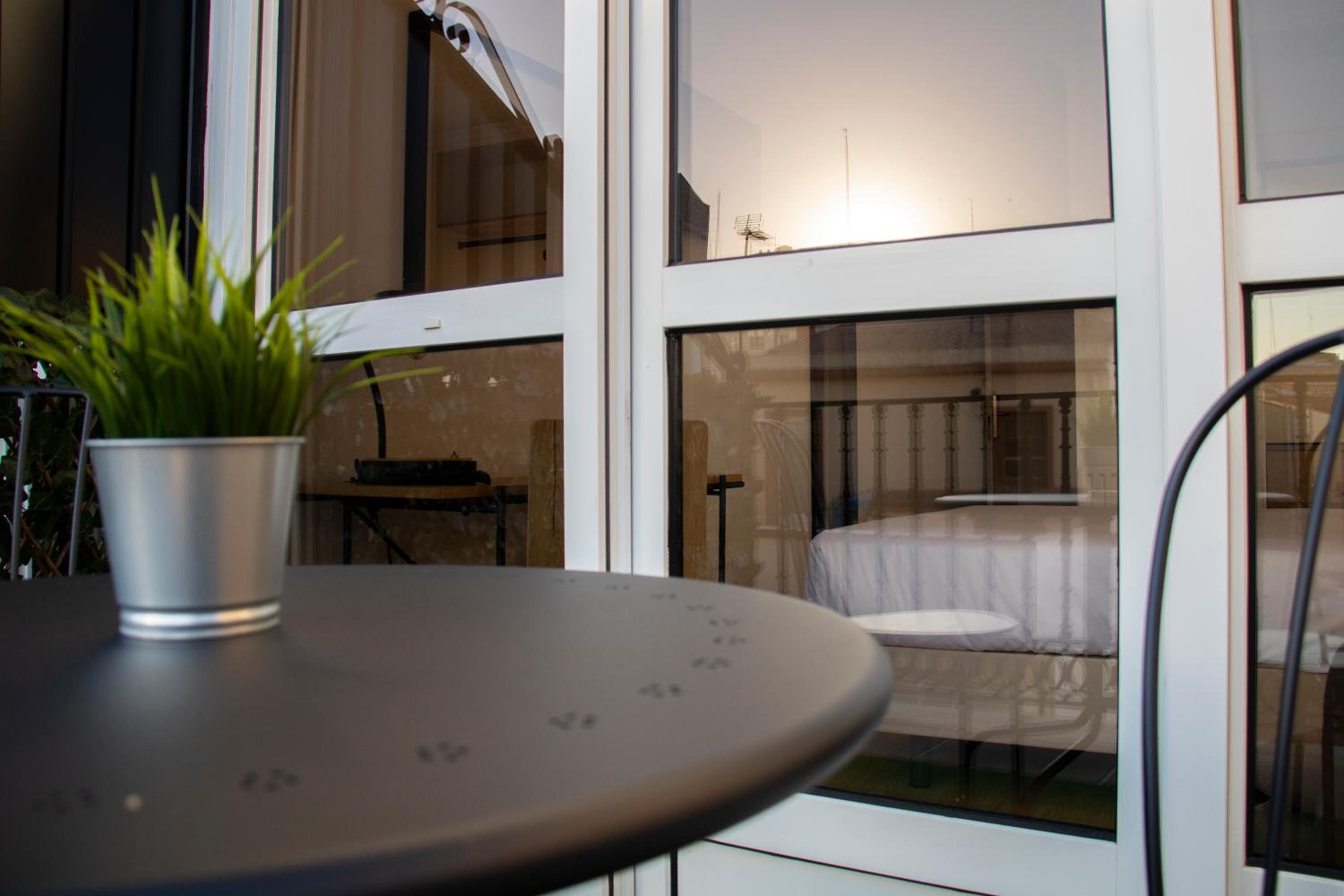 Double Room with Terrace - Photo 6