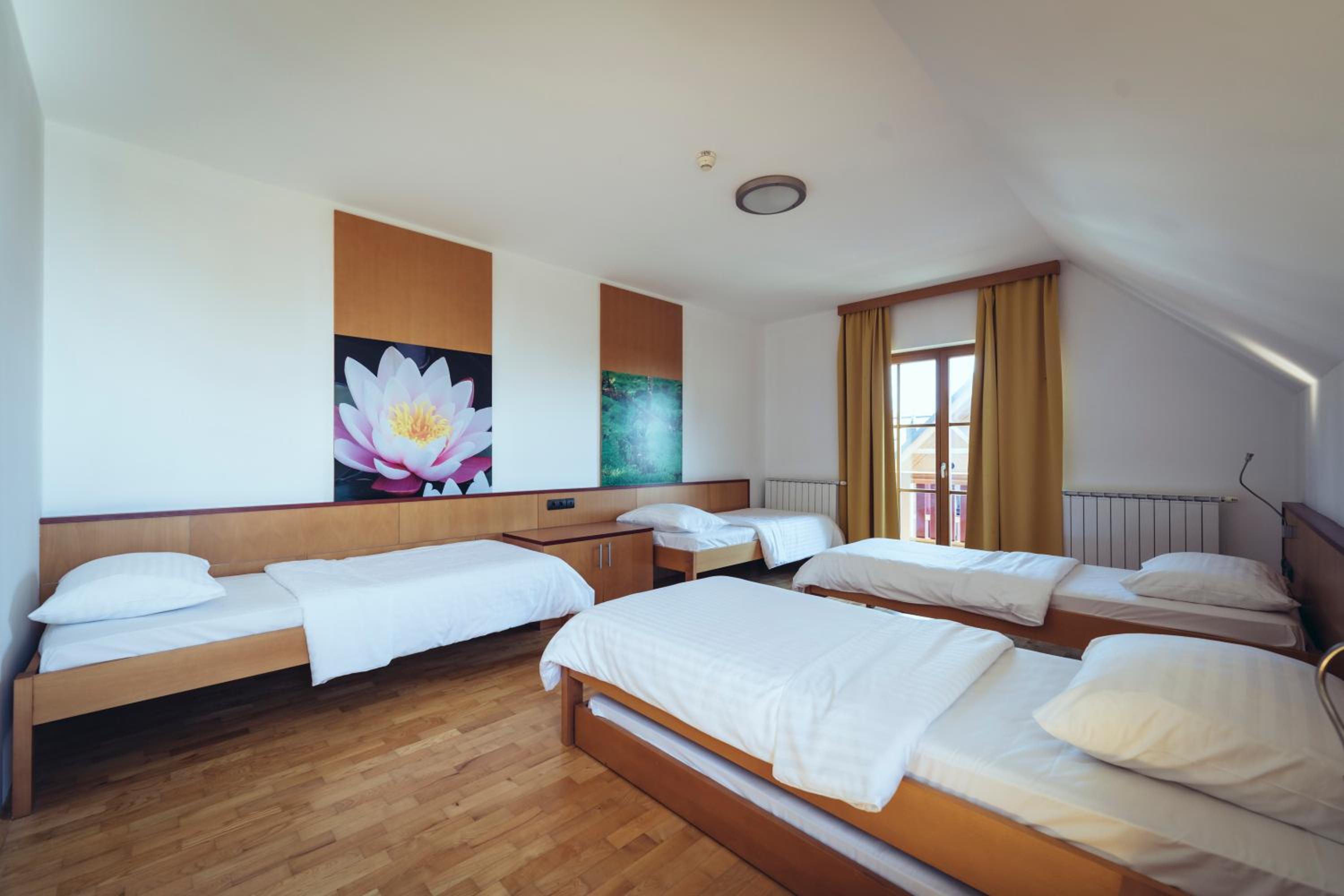 Family Room with Balcony - Photo 9