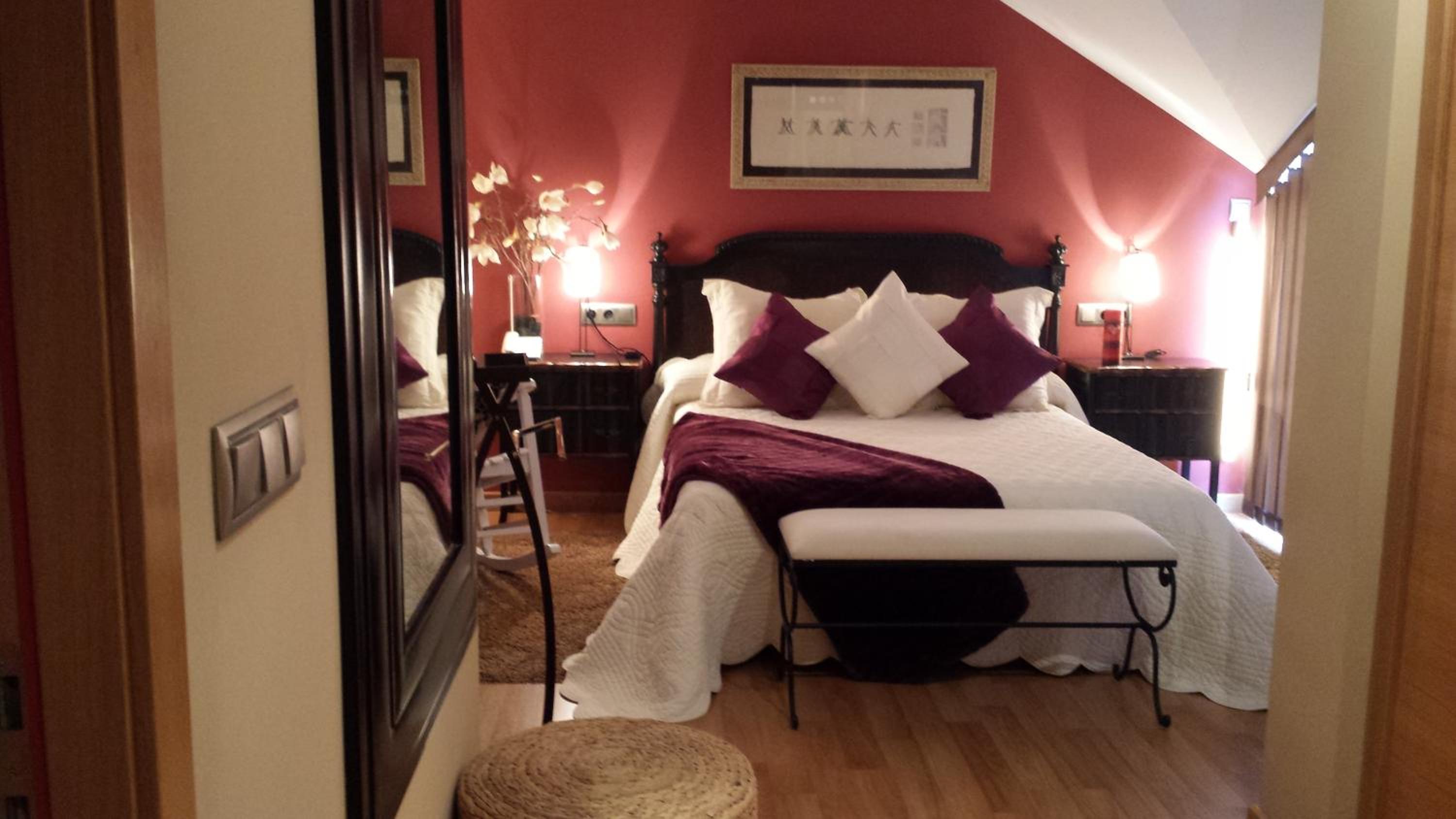 Suite - Photo 14