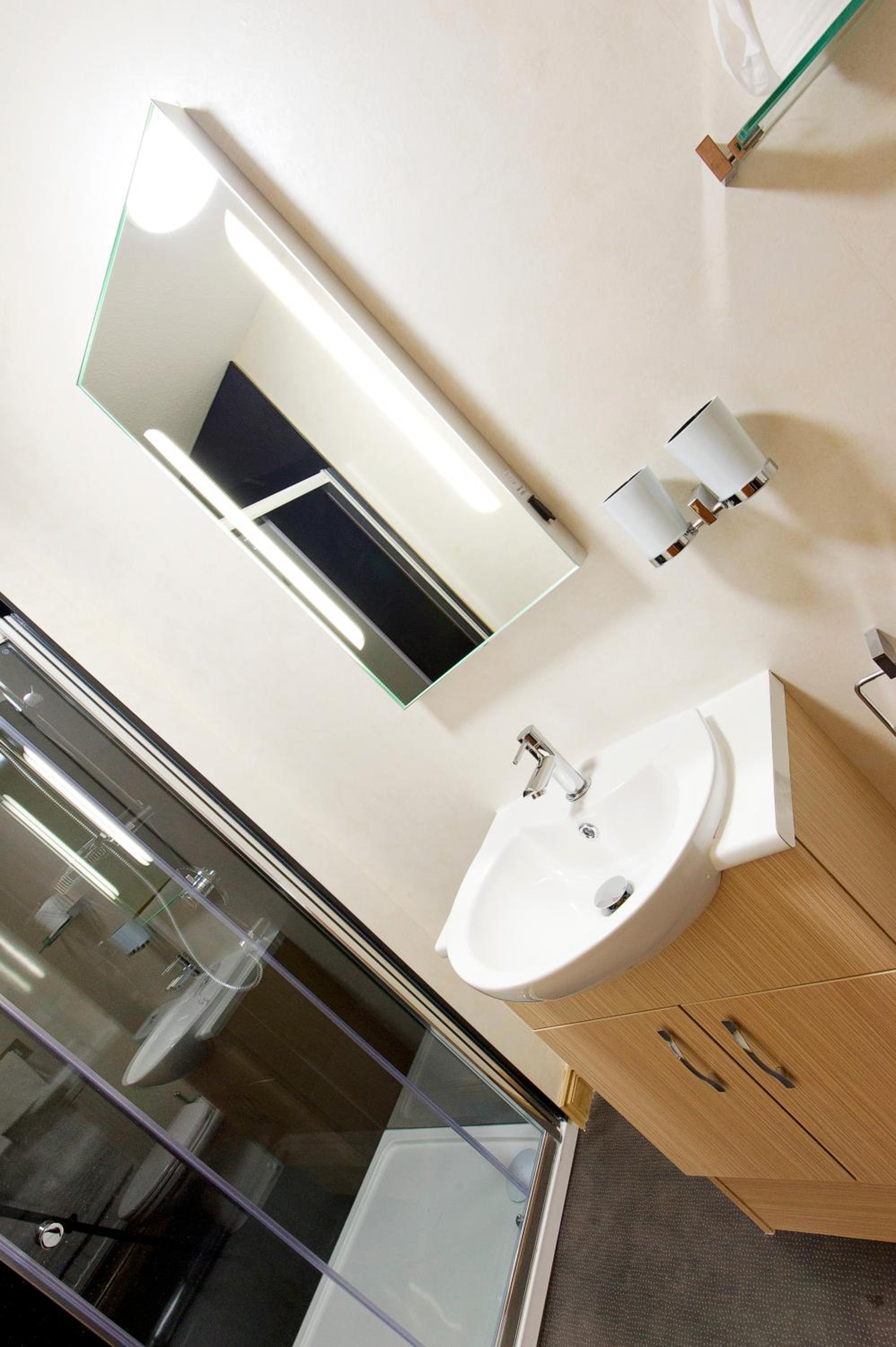 Twin Room - Photo 4
