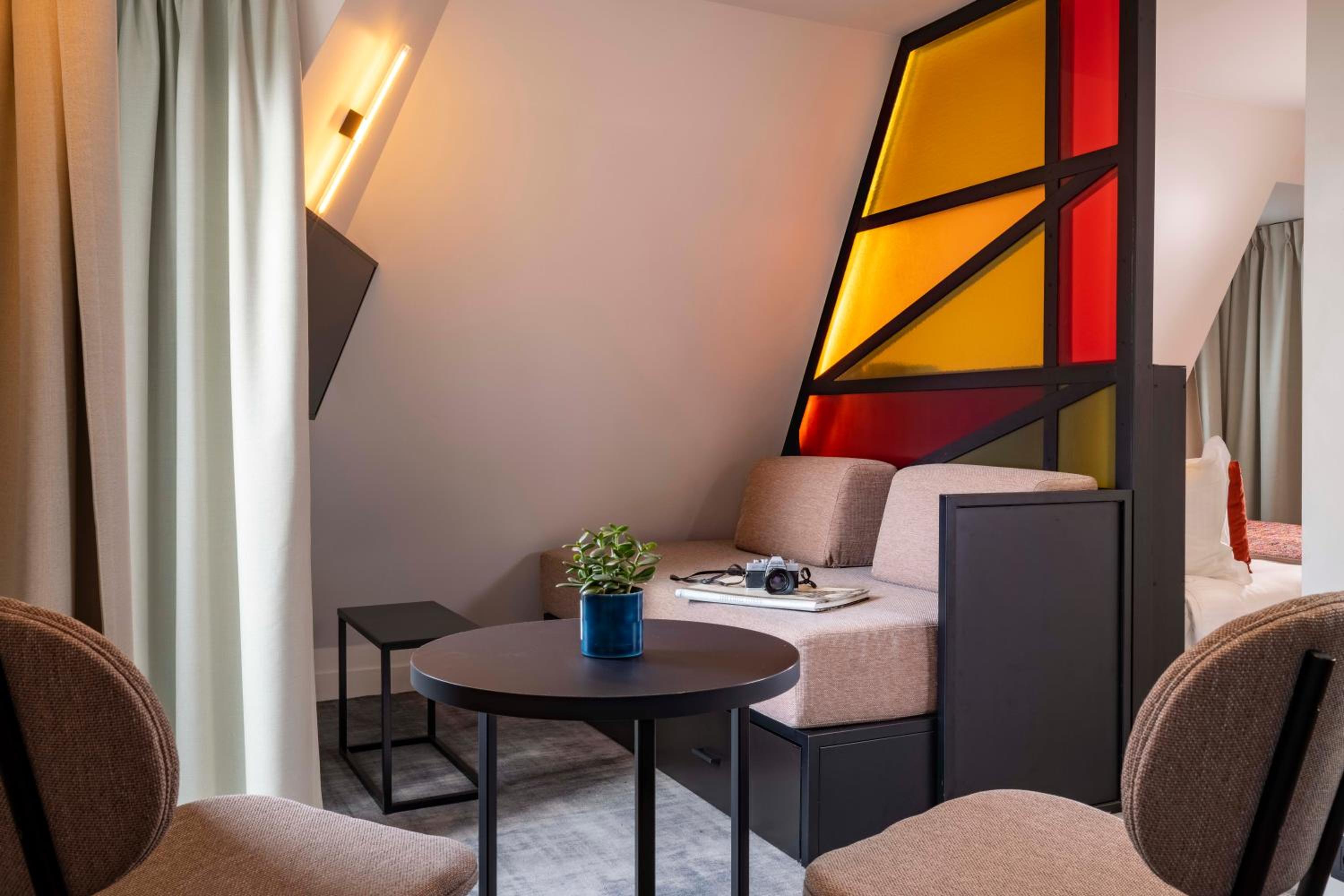 Junior Suite Eiffel with Terrace photo 2