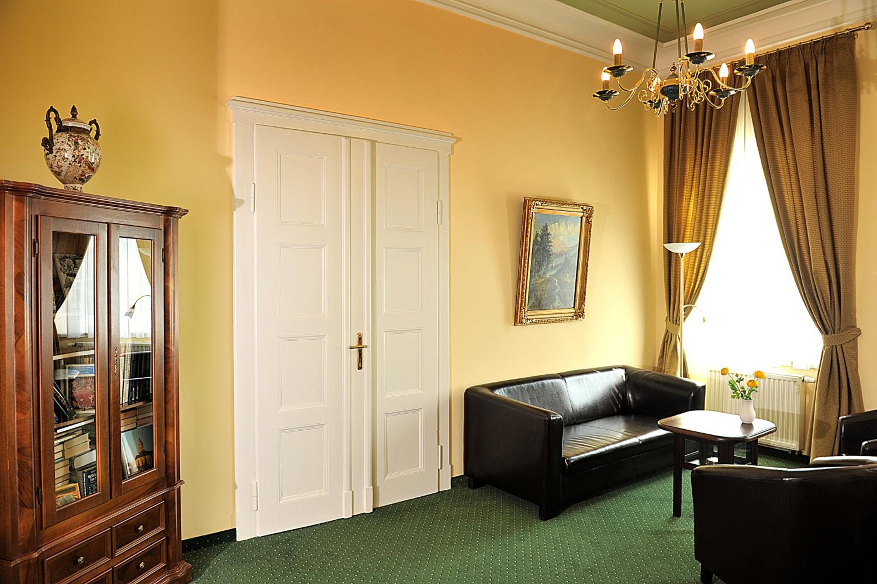 King Suite photo 2