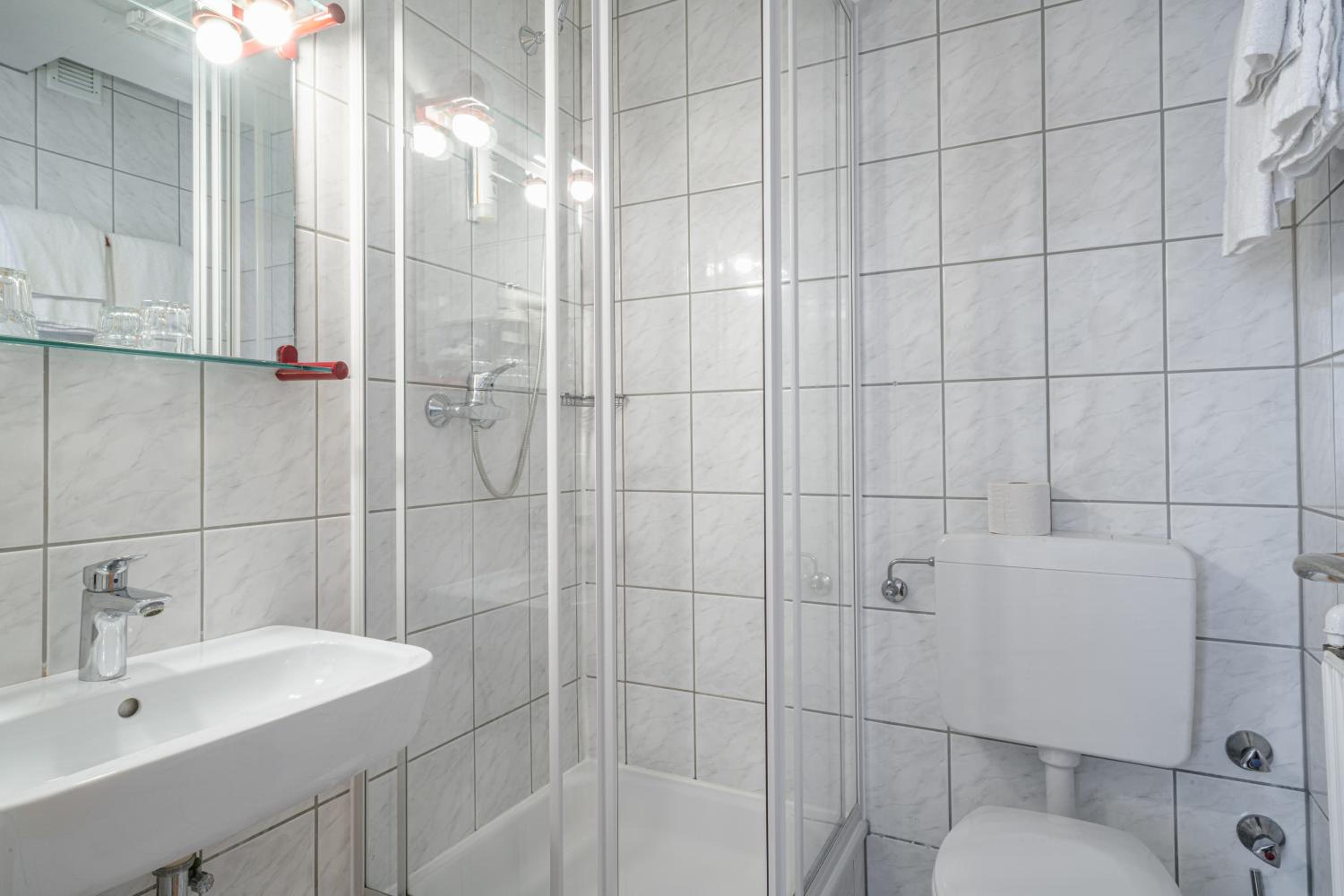 Budget Single Room photo 2