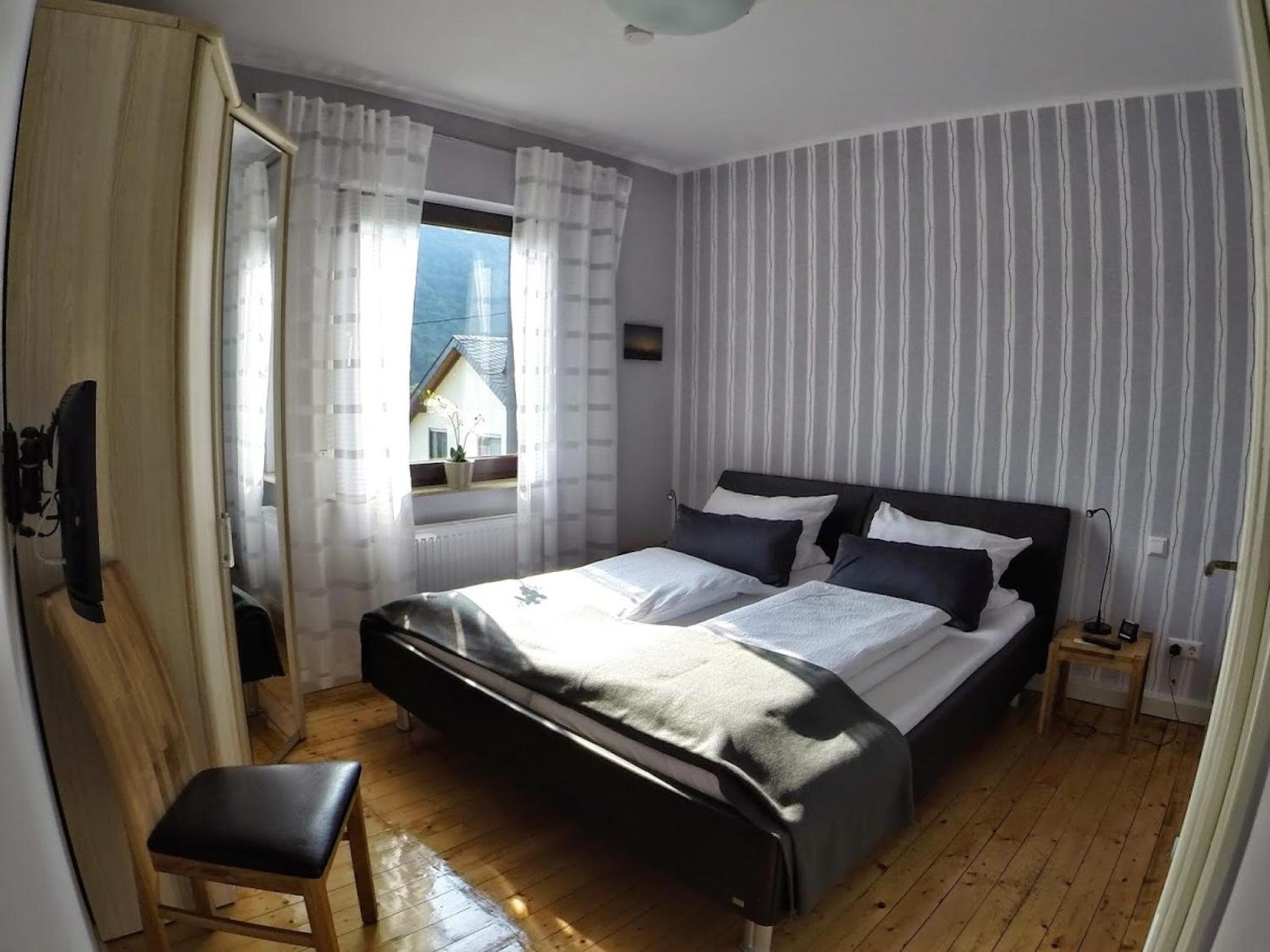  One-Bedroom Apartment With Balcony - First Floor photo 2