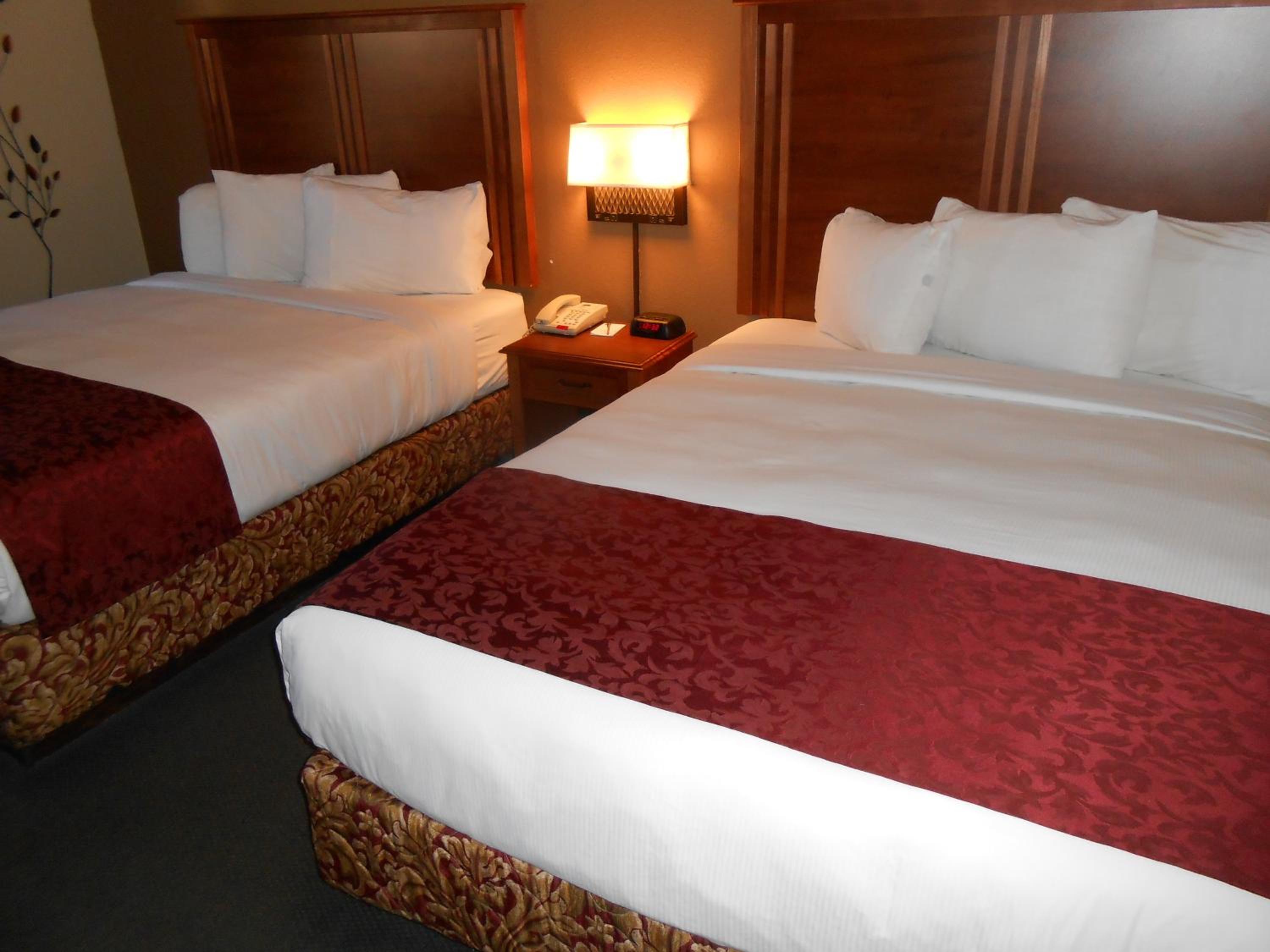 Premier King Suite - Non-Smoking - Photo 4