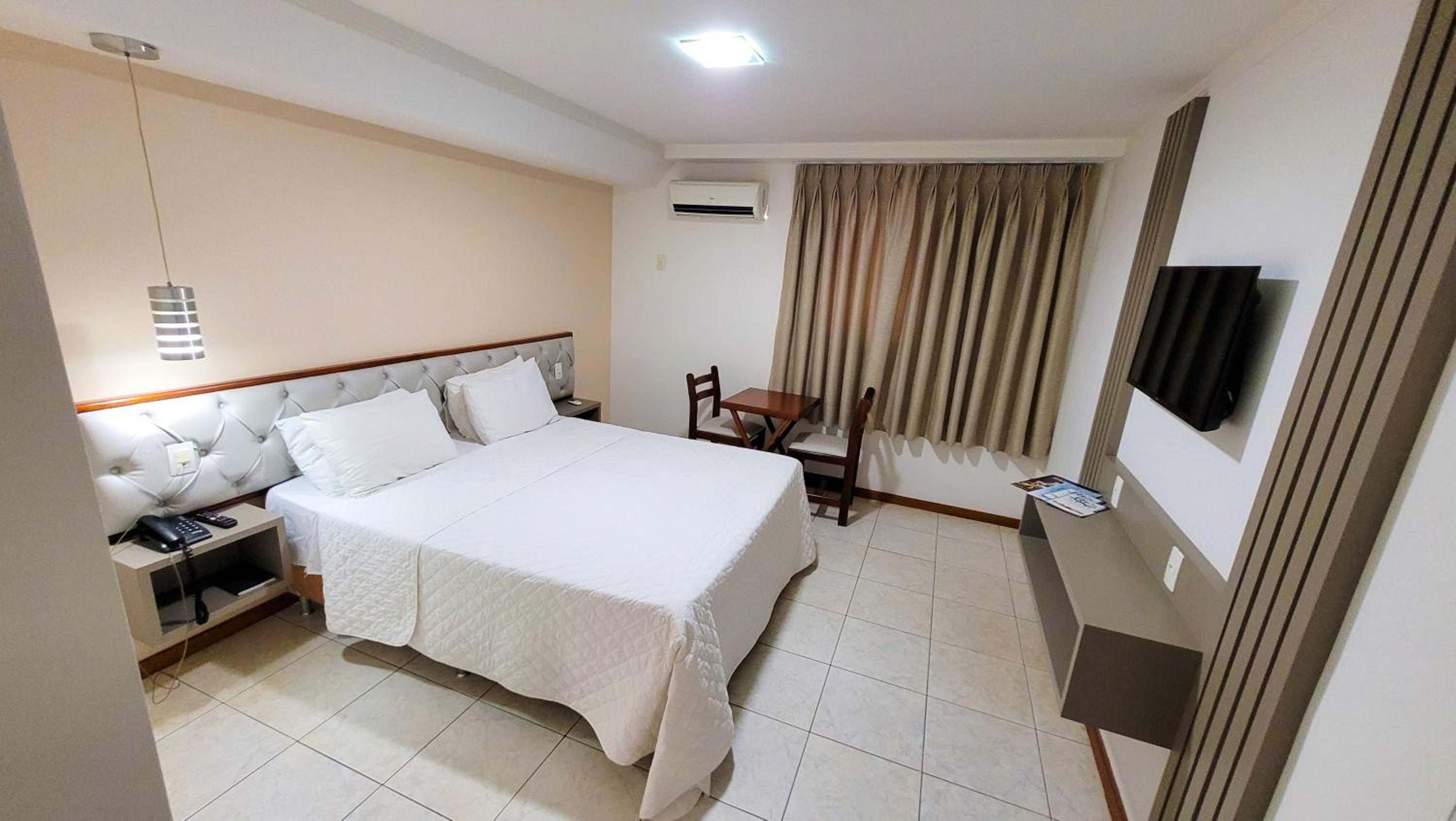 Deluxe Queen Room photo 3