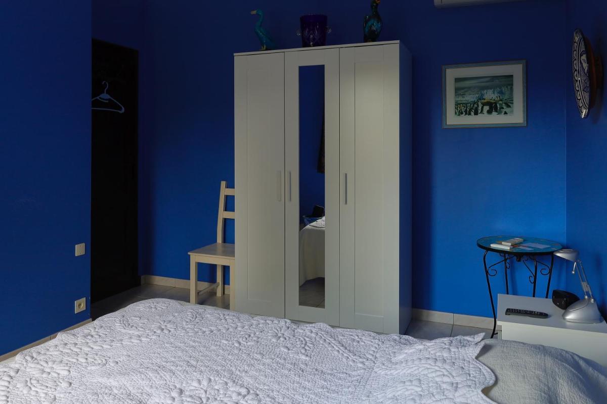 Standard Queen Room photo 3