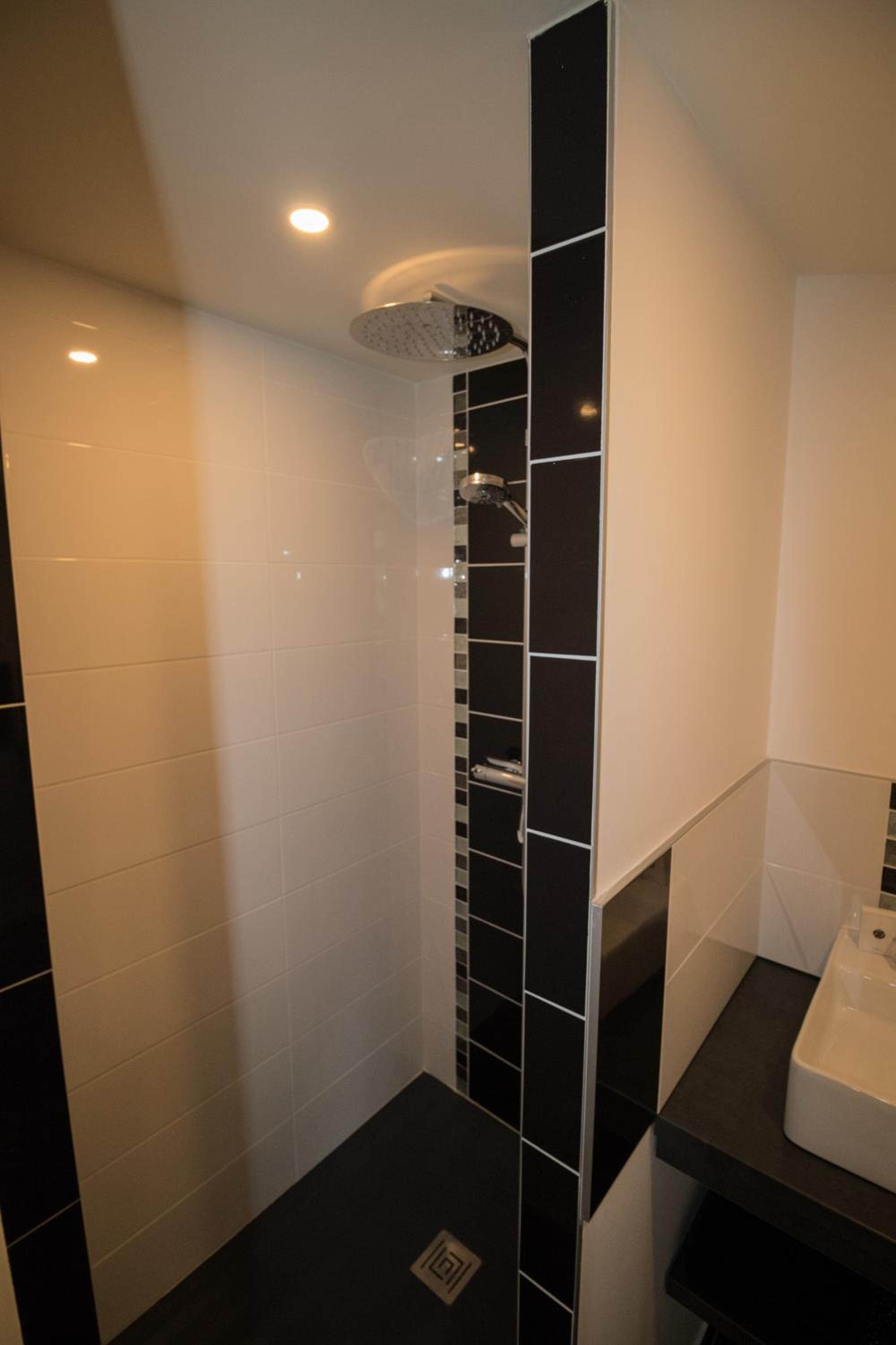 Large Double Room photo 3