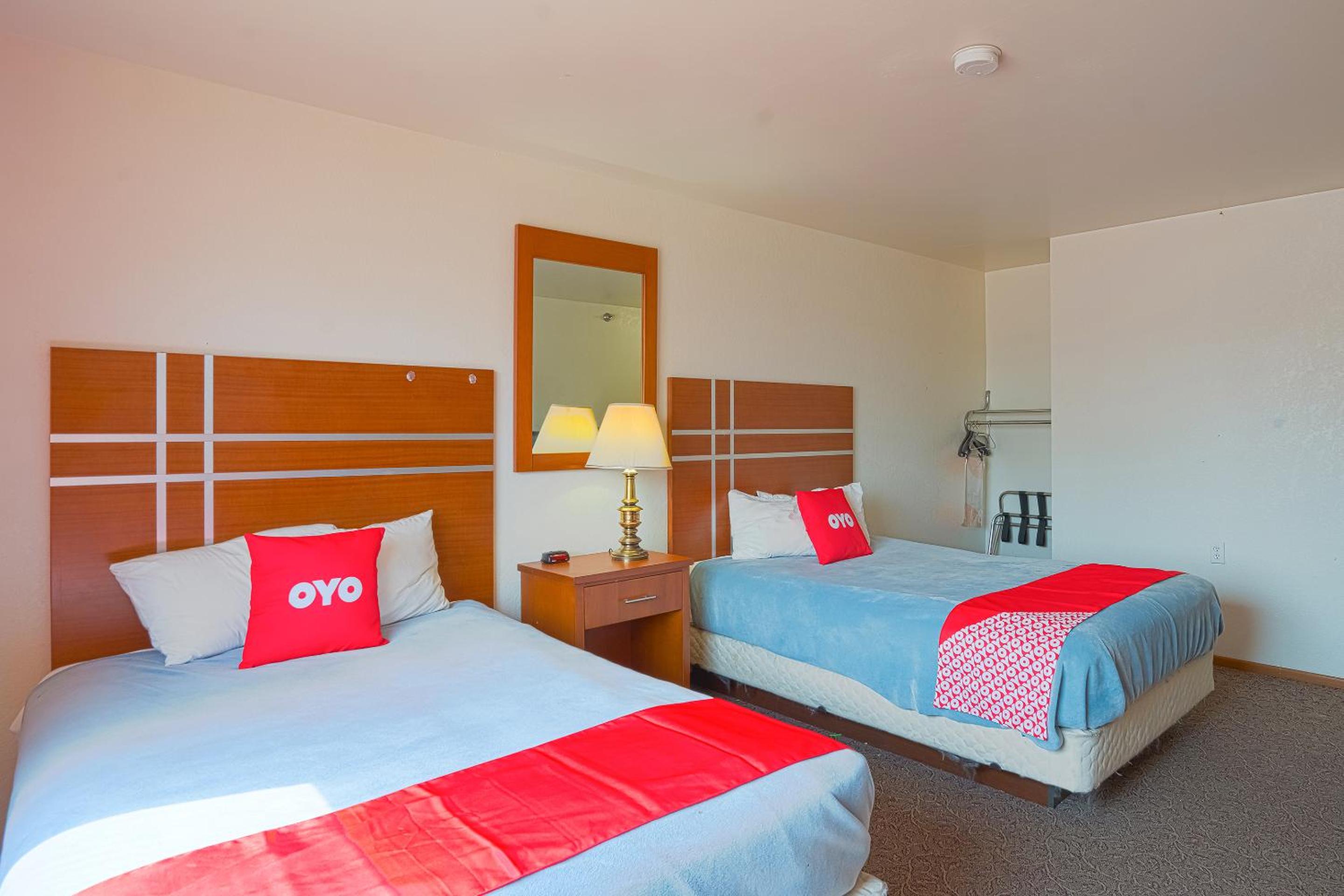 OYO Hotel Redwood Falls near Jackpot Casino
