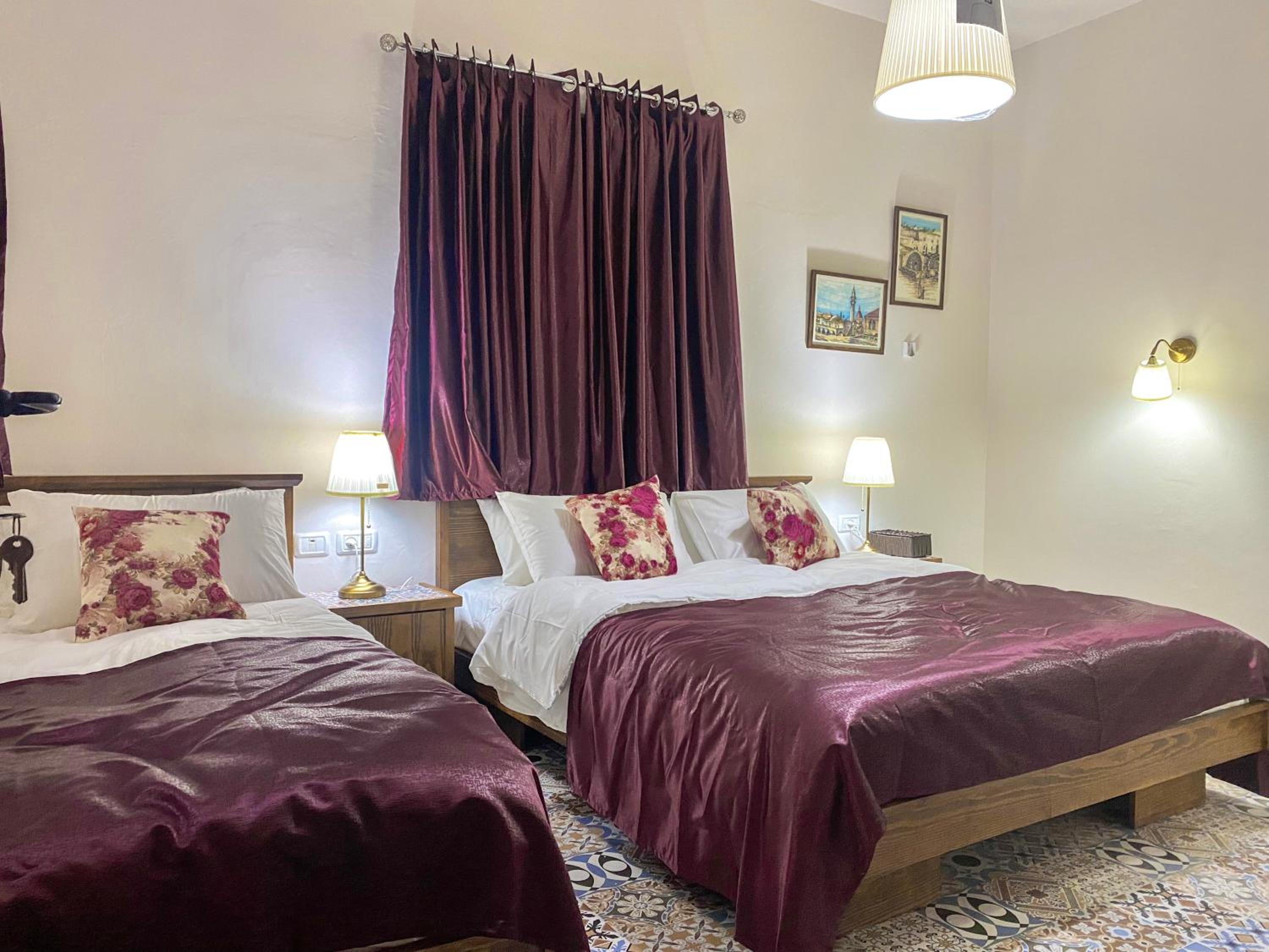 Deluxe Triple Room - Photo 2