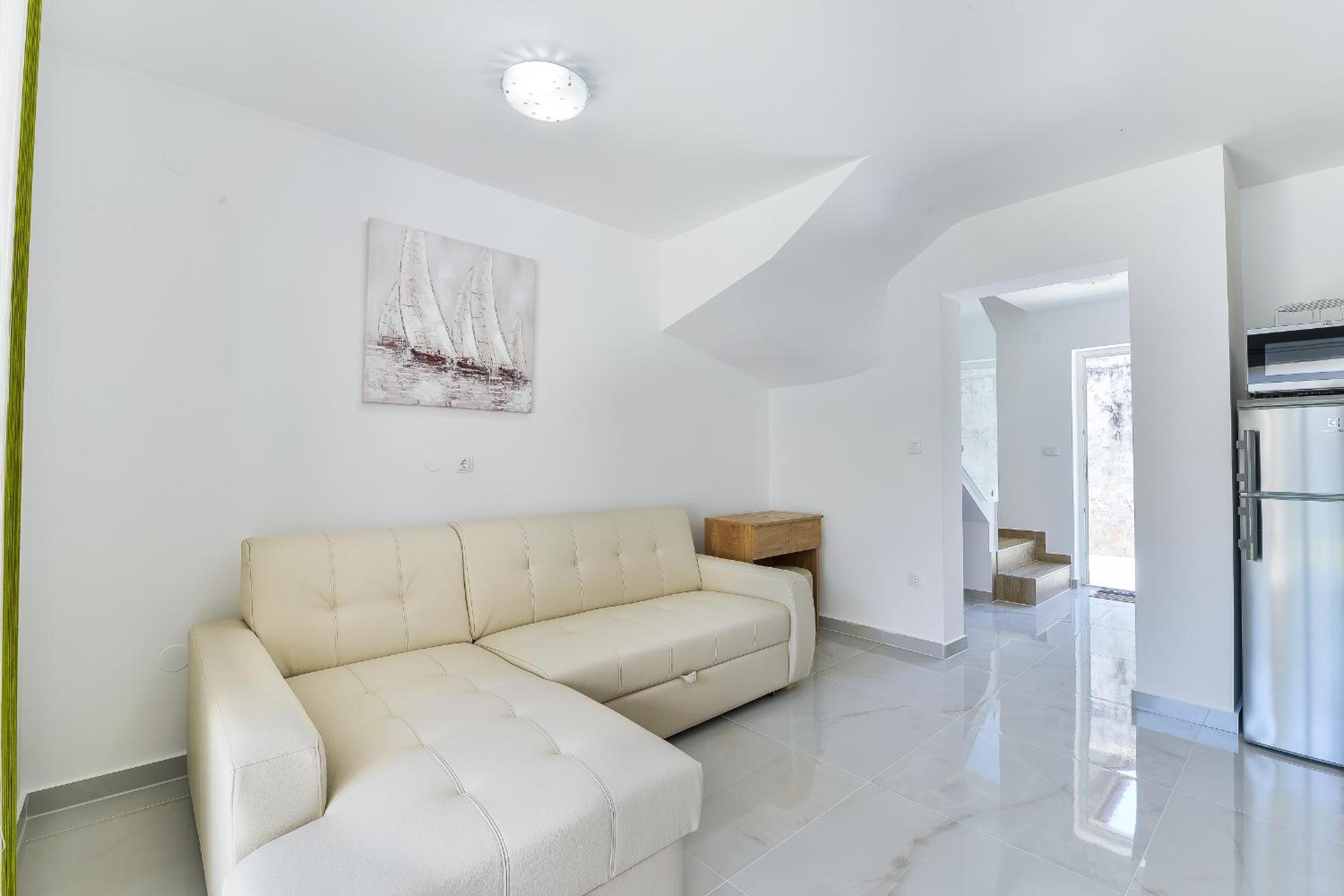 Villa photo 3
